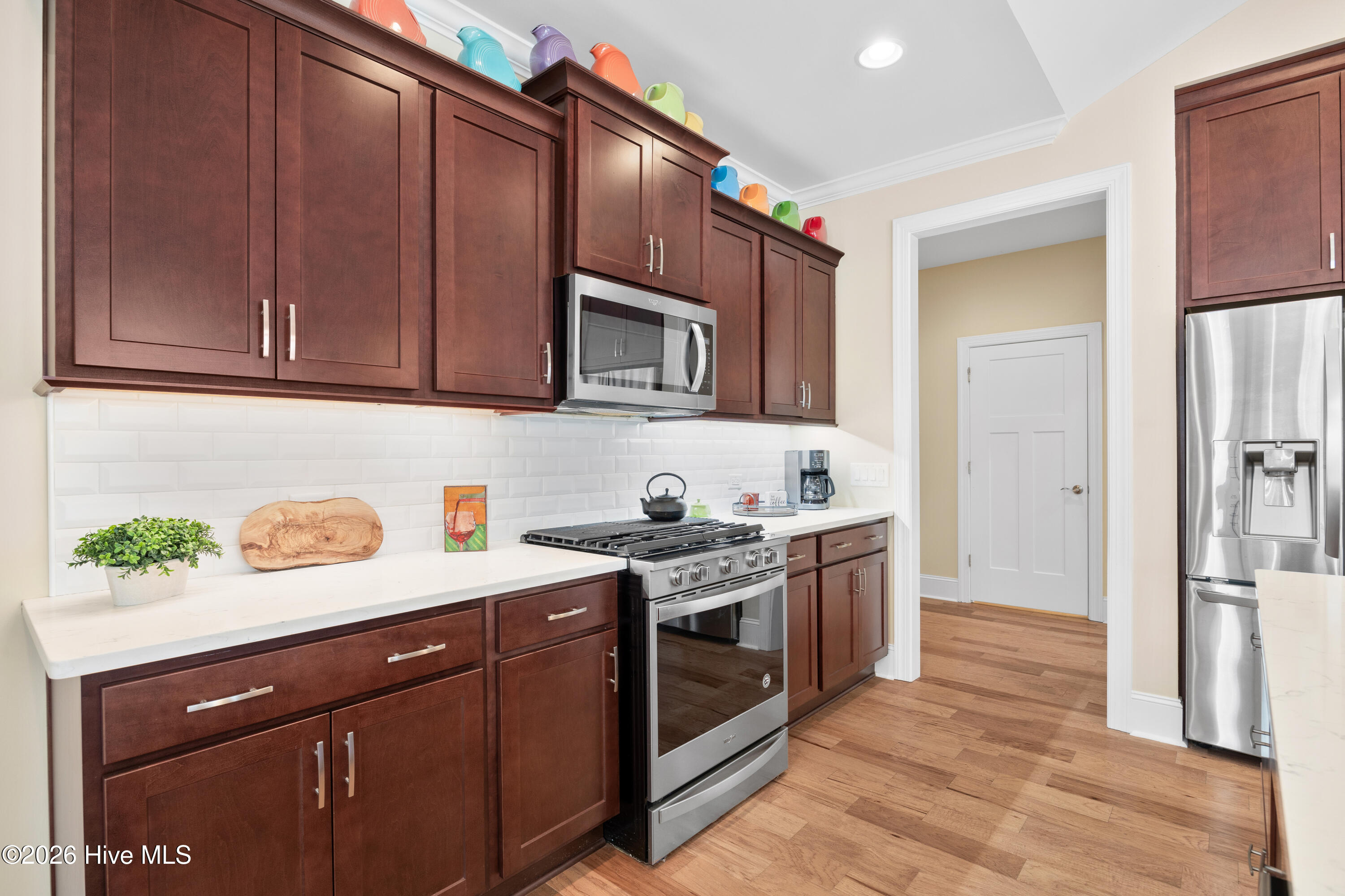 100550520 | Photo 15