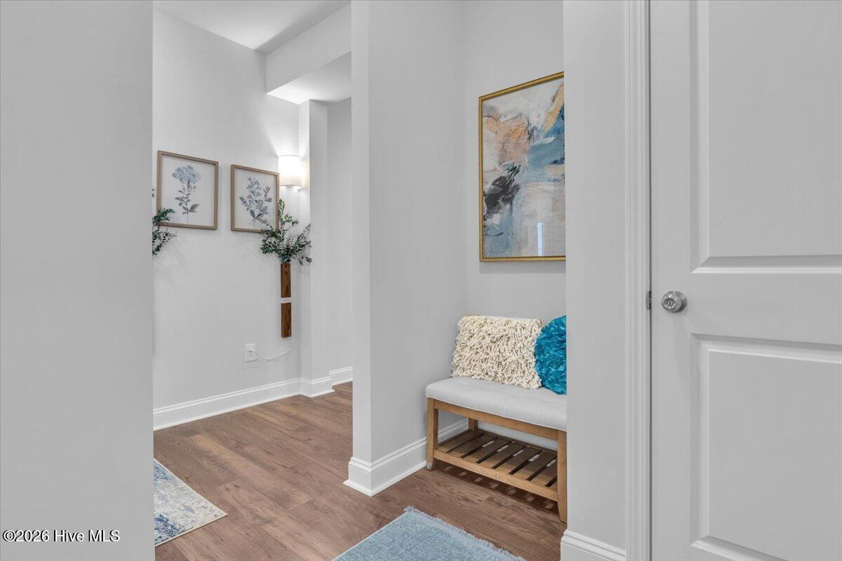 100560173 | Photo 46