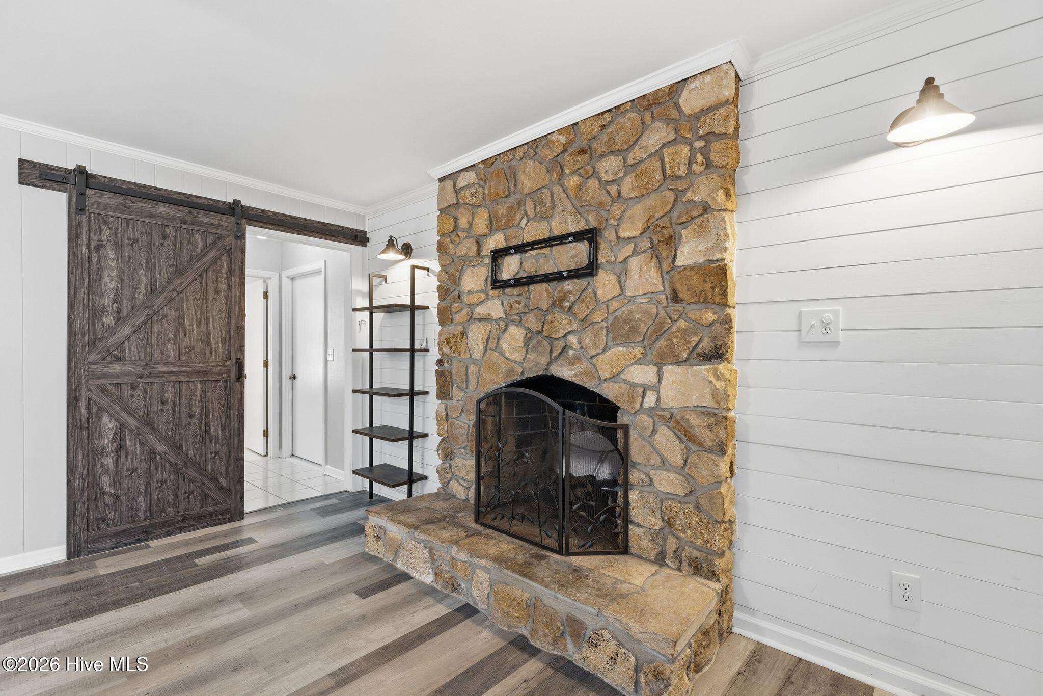 100554538 | Photo 32