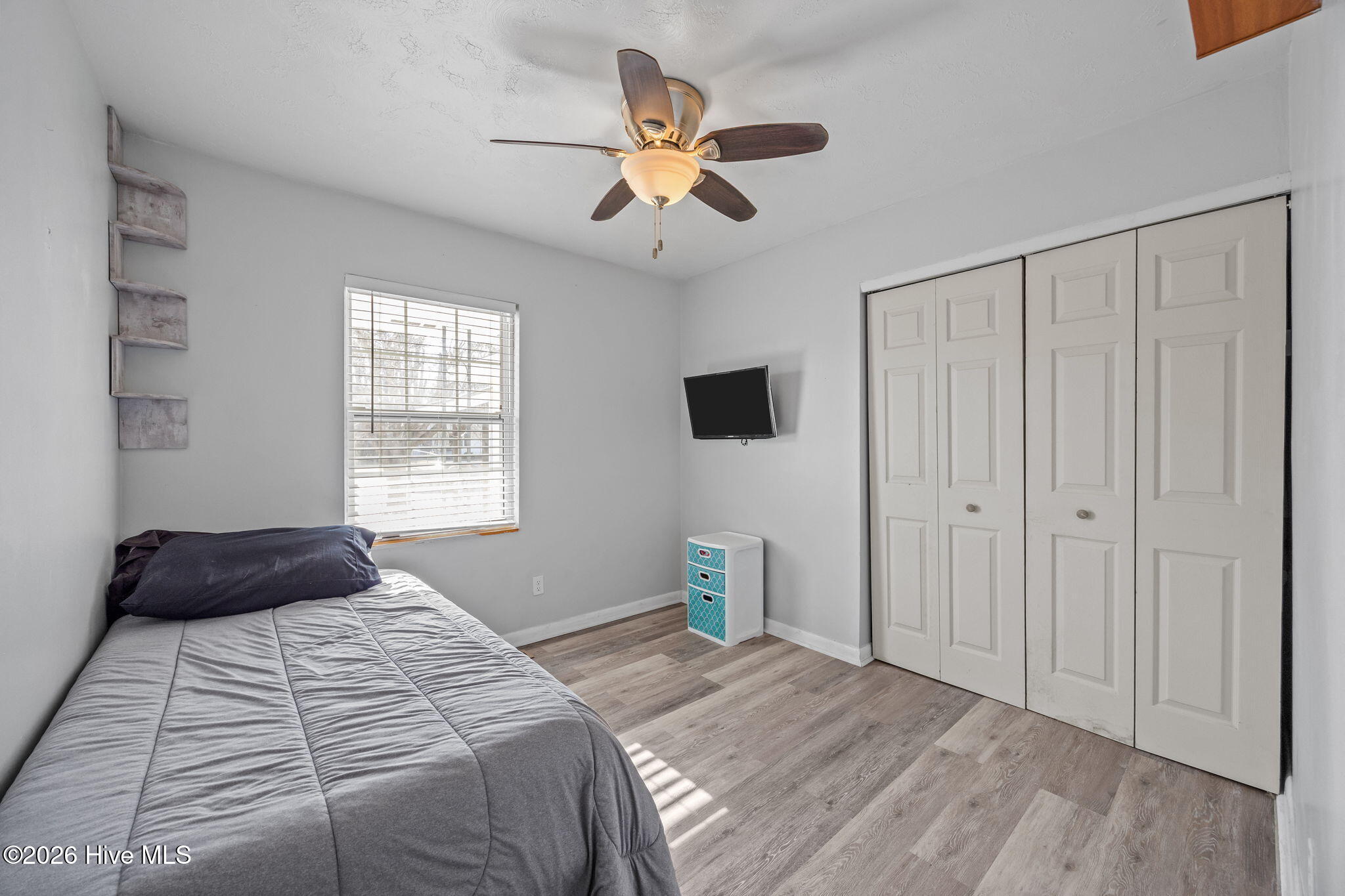 100554438 | Photo 25