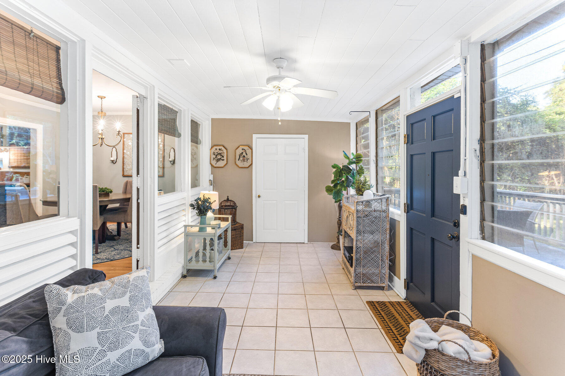 305 Wayne Drive, Wilmington, NC 28403 – photo 23: 031_305_wayne_drive_-31_179