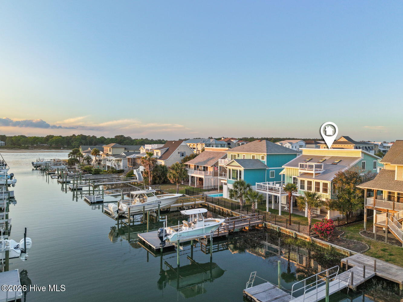 100569670 | Photo 52