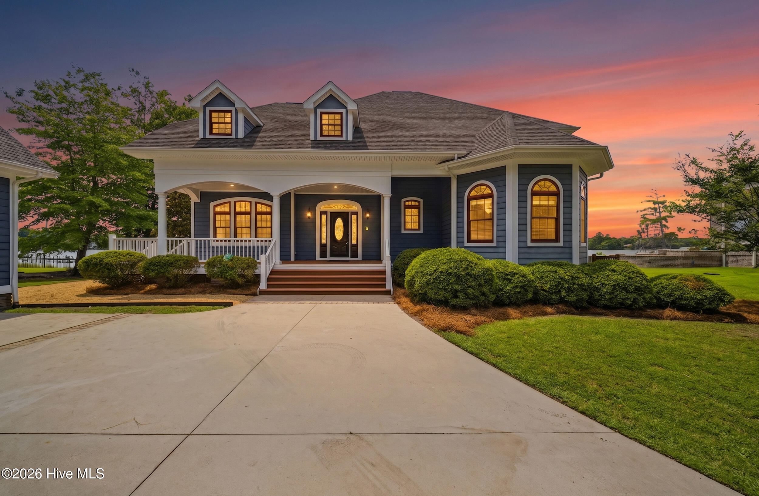 Featured listings Featured listings