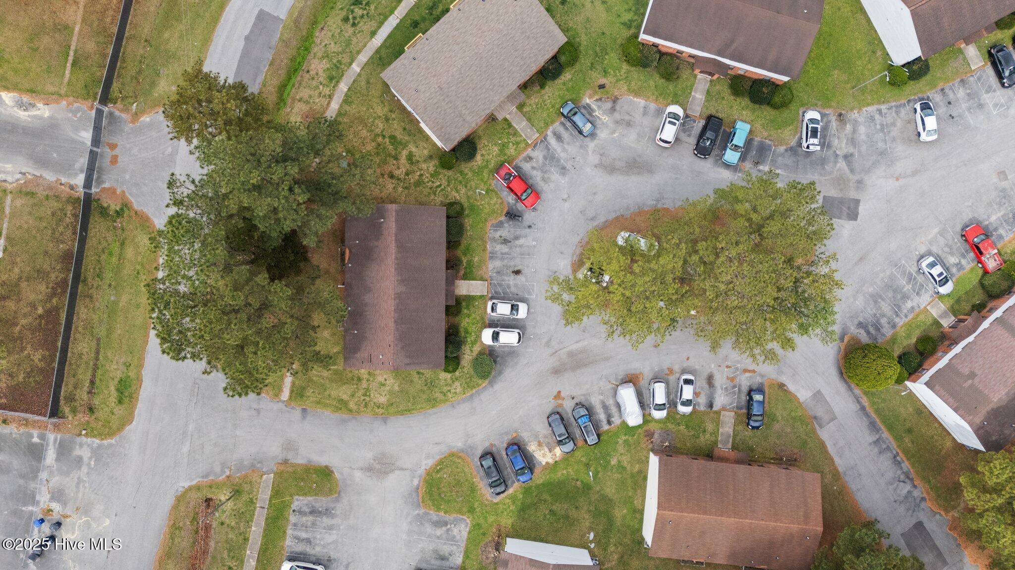 100542477 | Photo 18