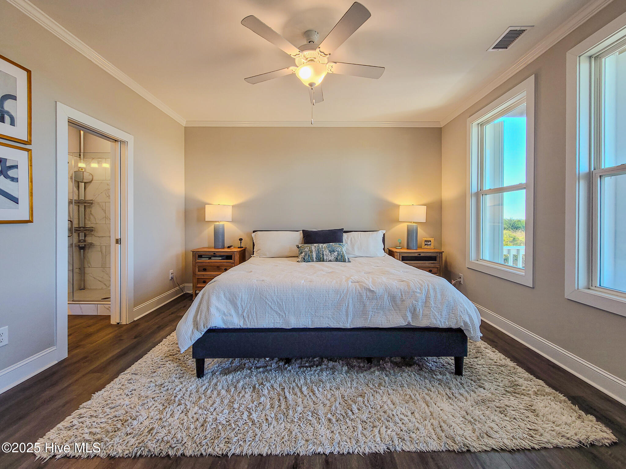 100540688 | Photo 13