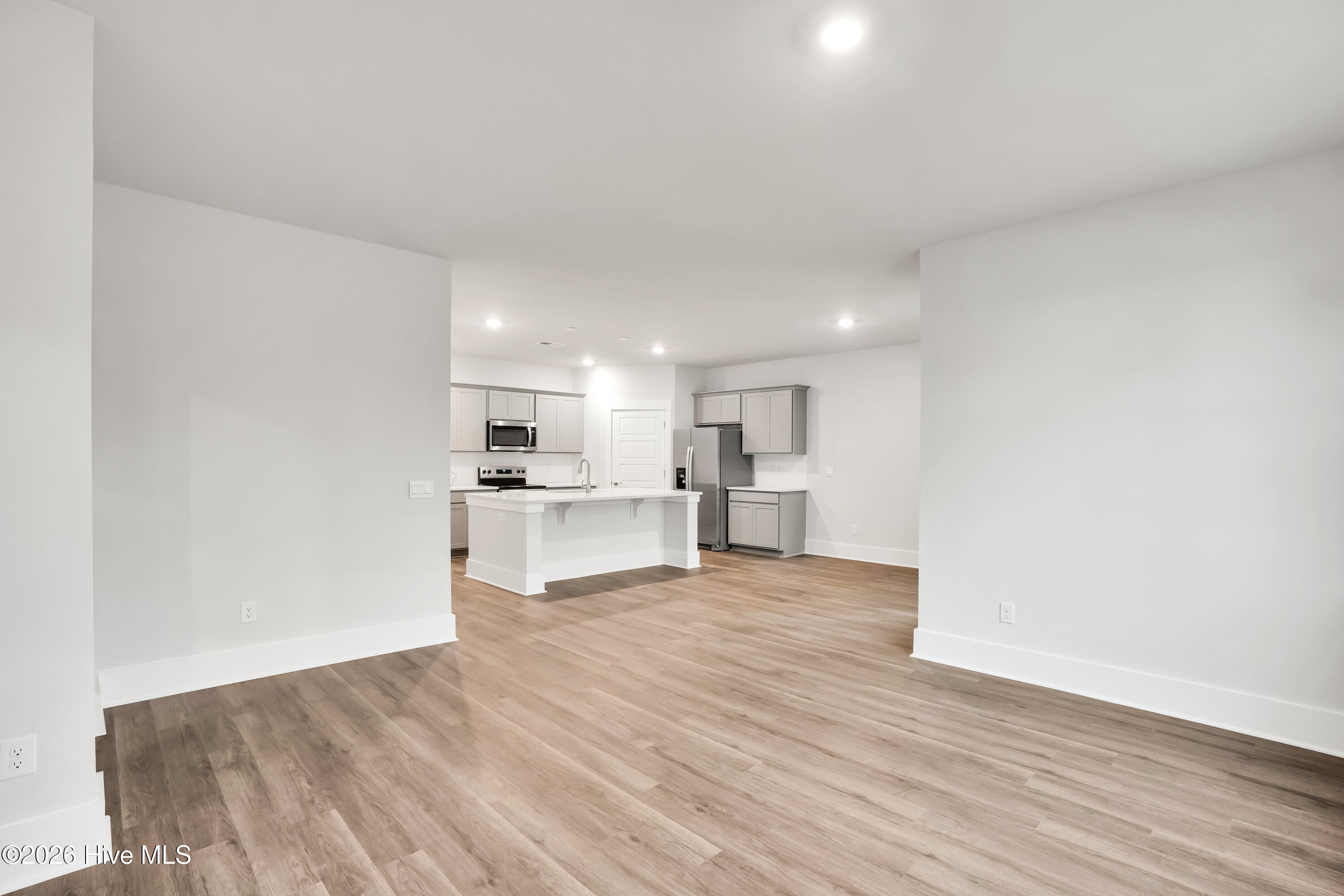 100545378 | Photo 25