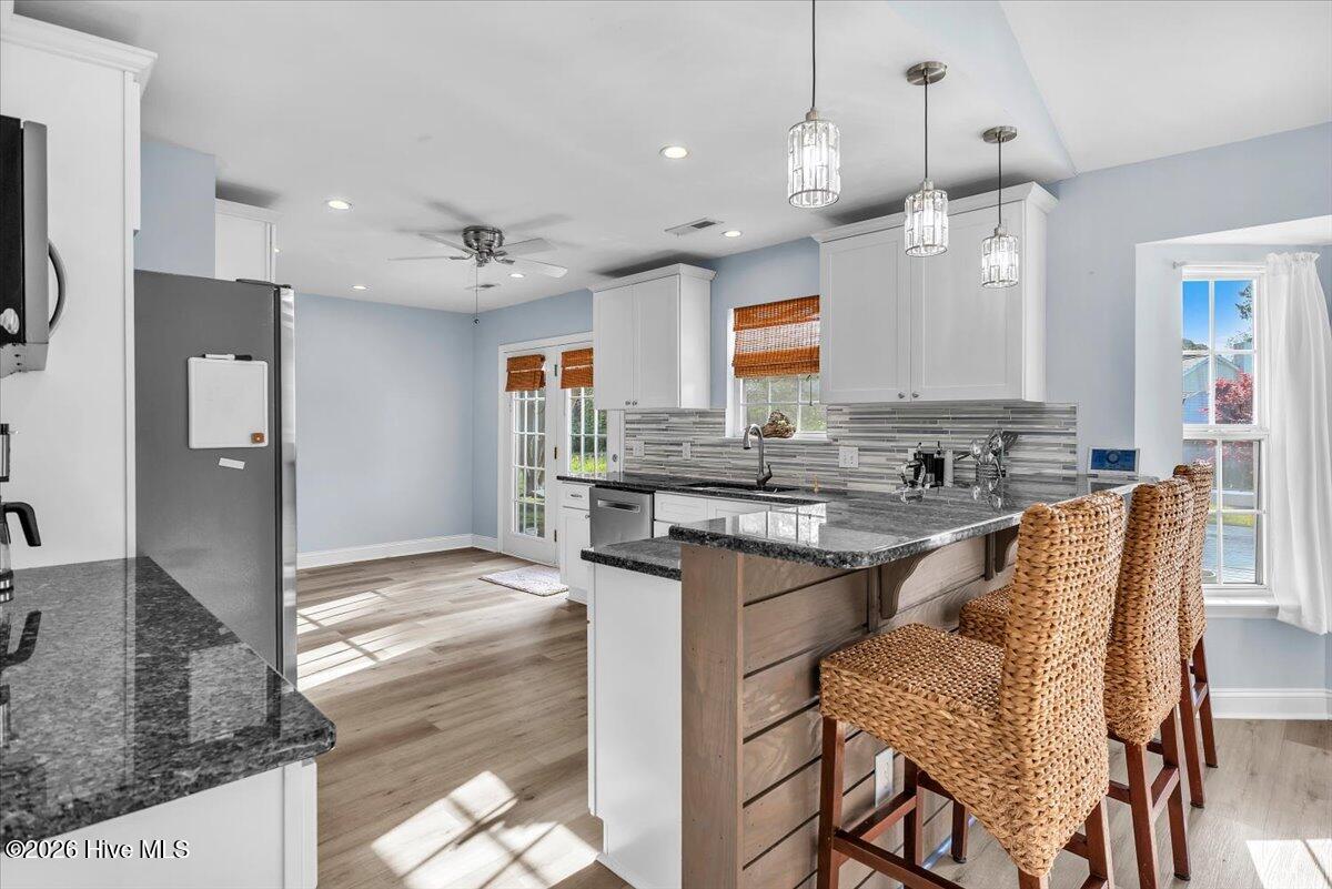 100565579 | Photo 14