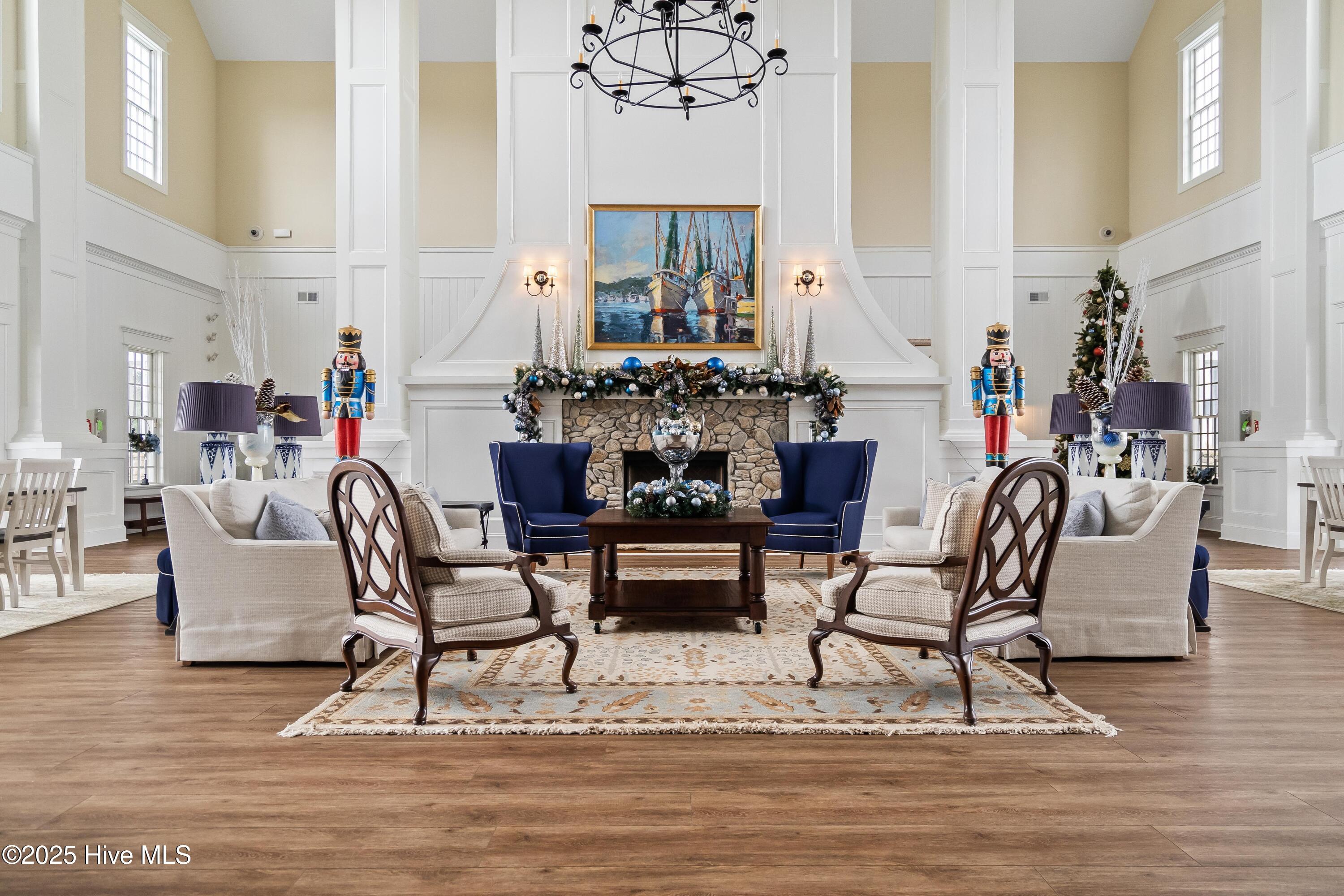 100545197 | Photo 106