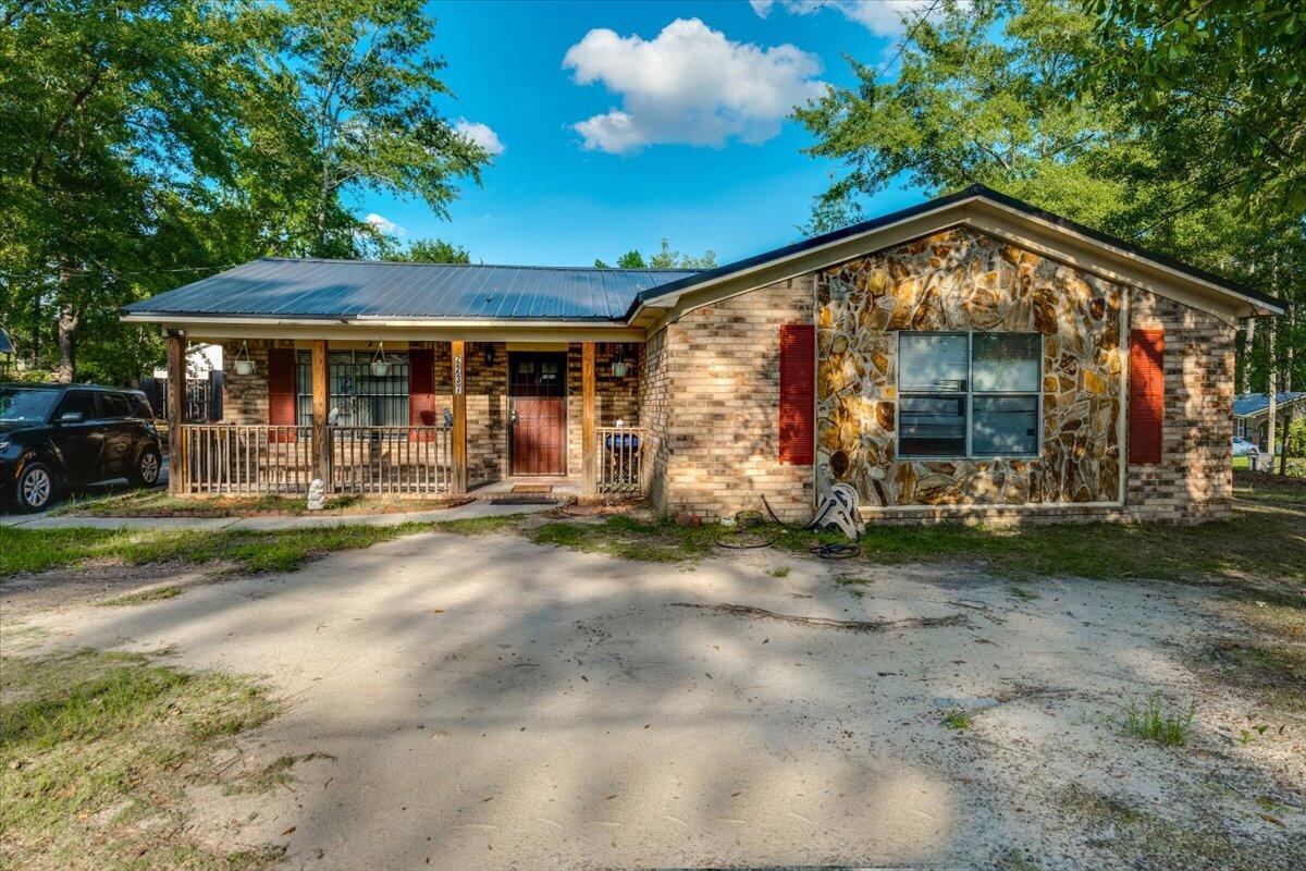 02-Winston Way (2 of 13)