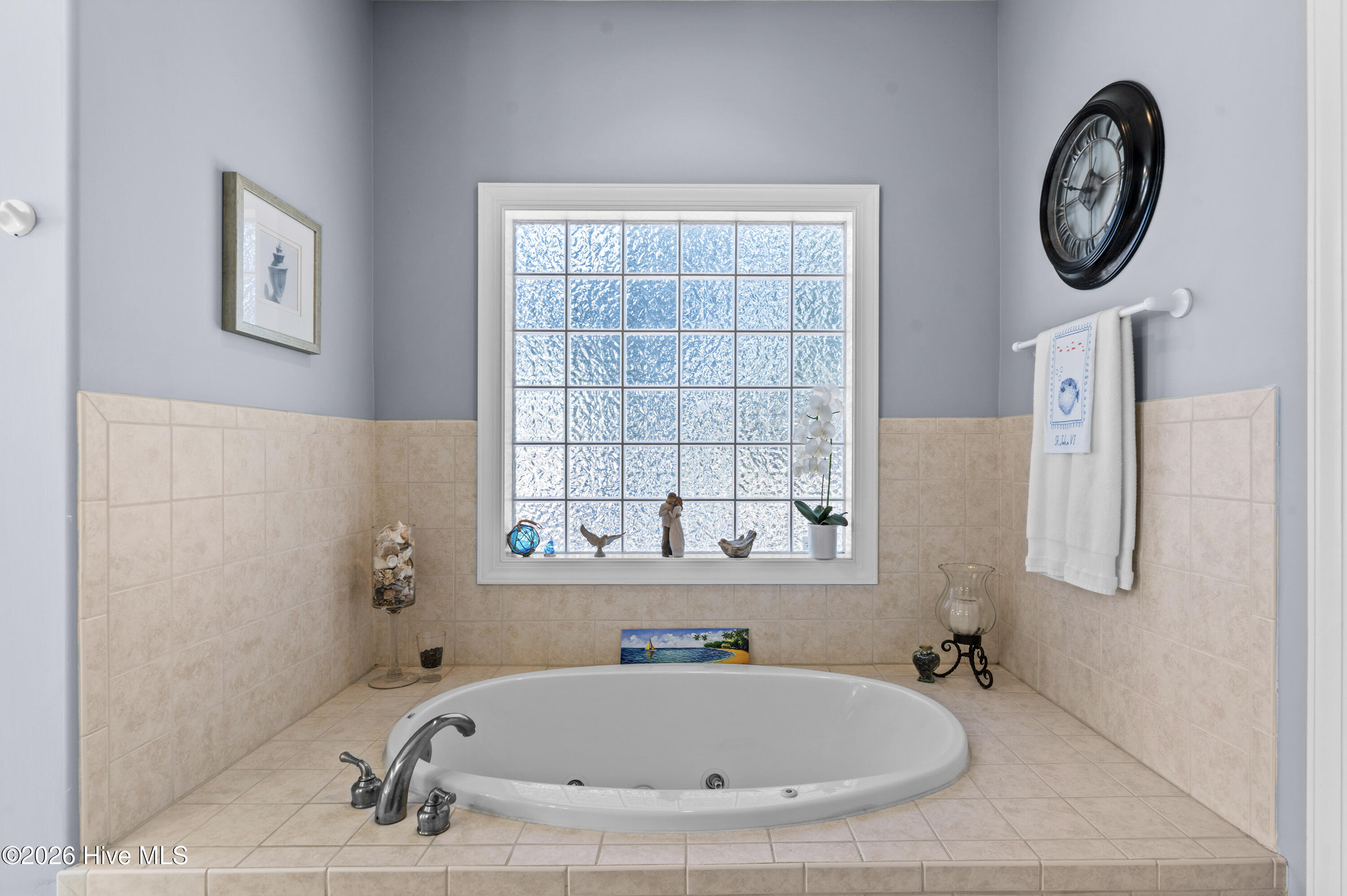 100550440 | Photo 37