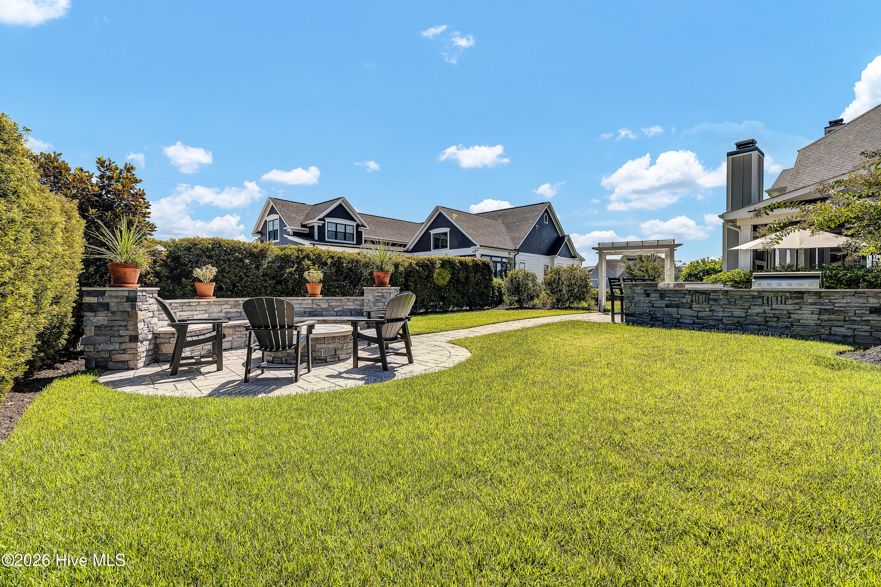 100550299 | Photo 39