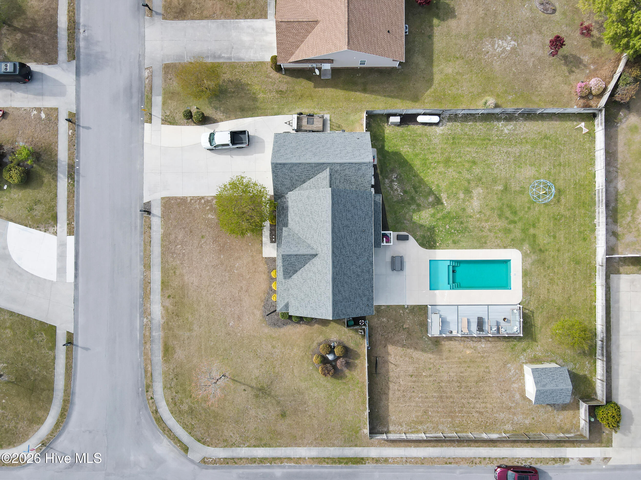 100566546 | Photo 36