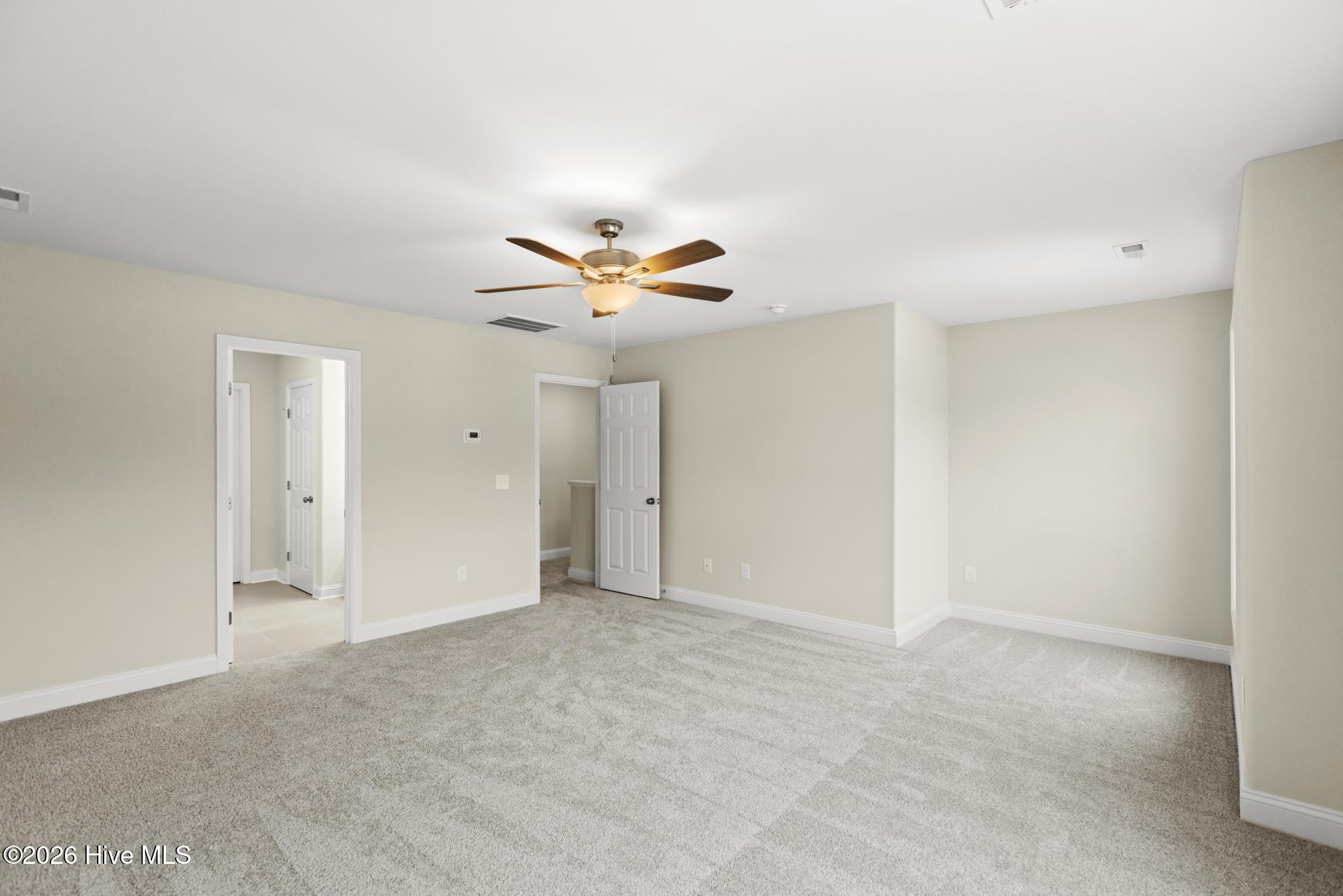 100516186 | Photo 28