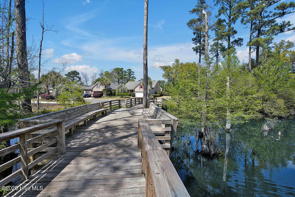 100544404 | Photo 75