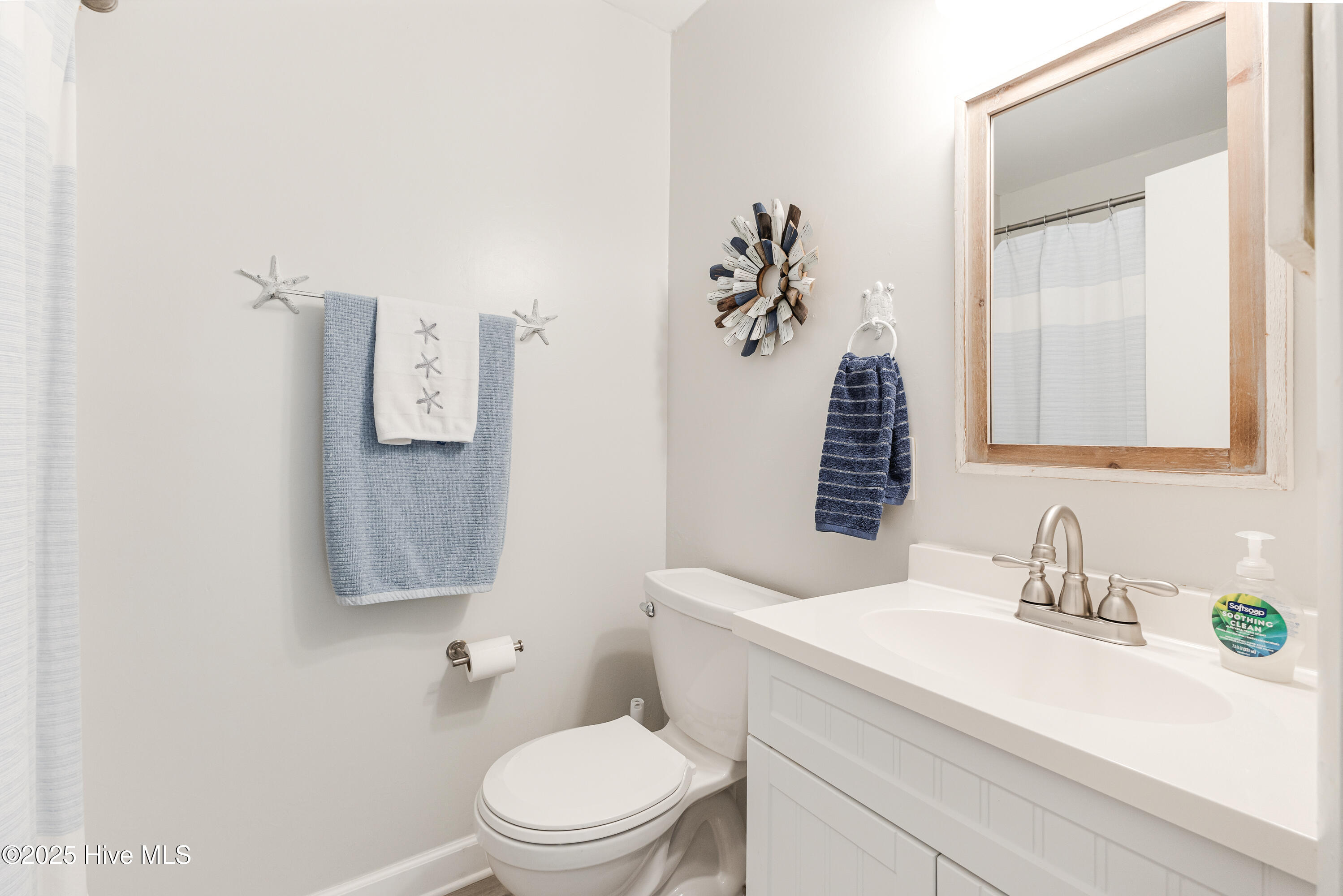 100545293 | Photo 30