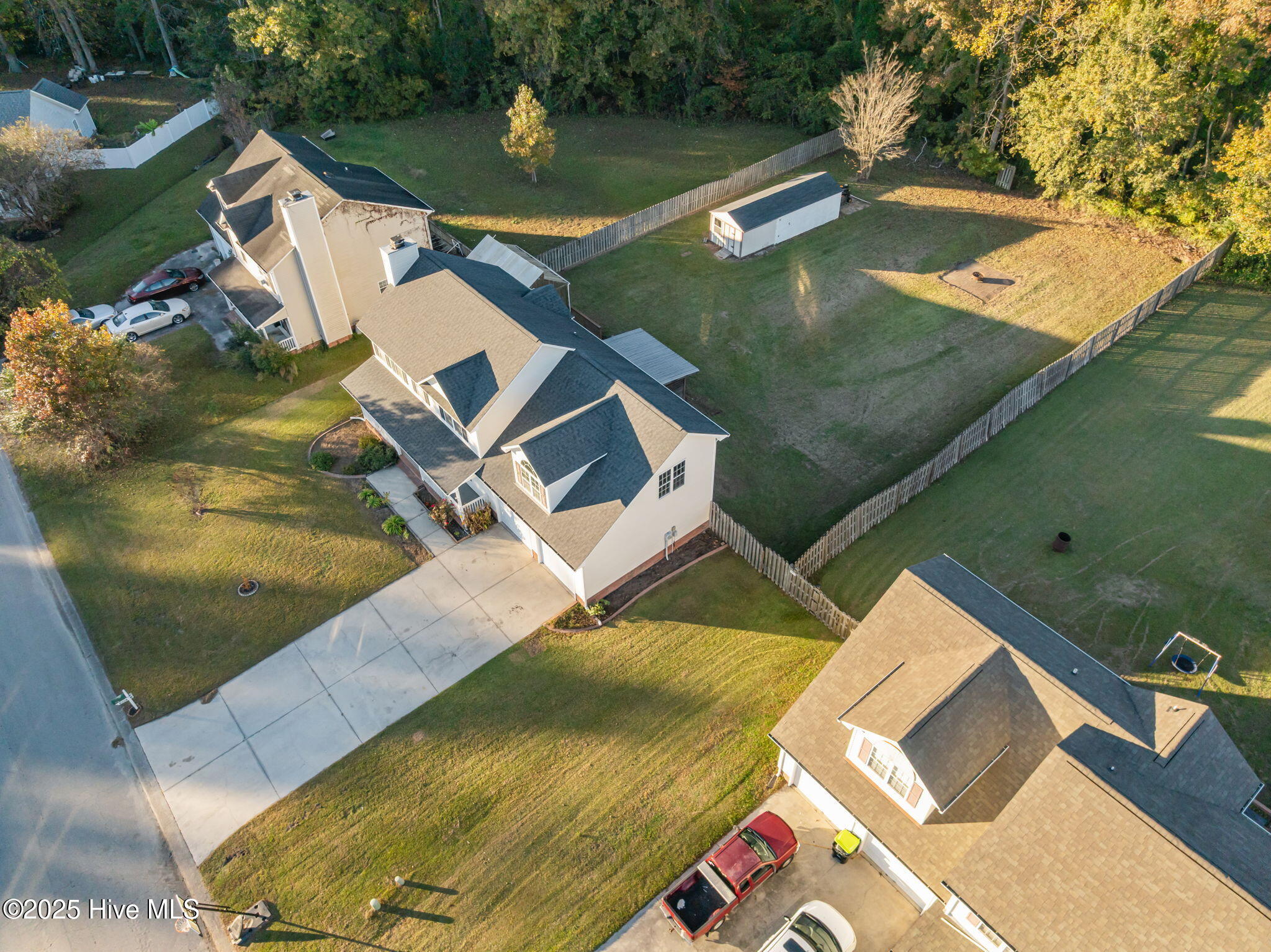 100545429 | Photo 45