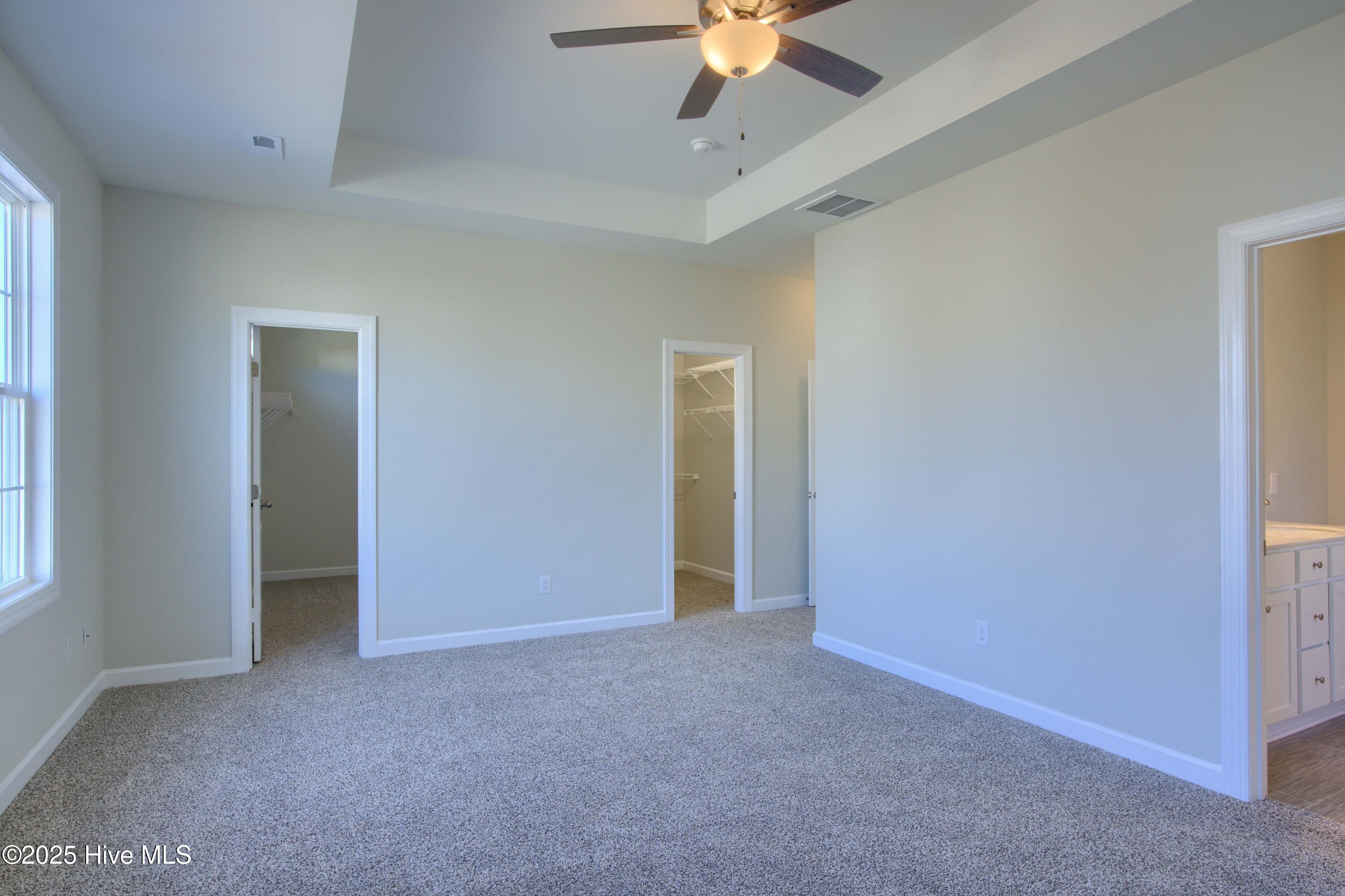 100527049 | Photo 20