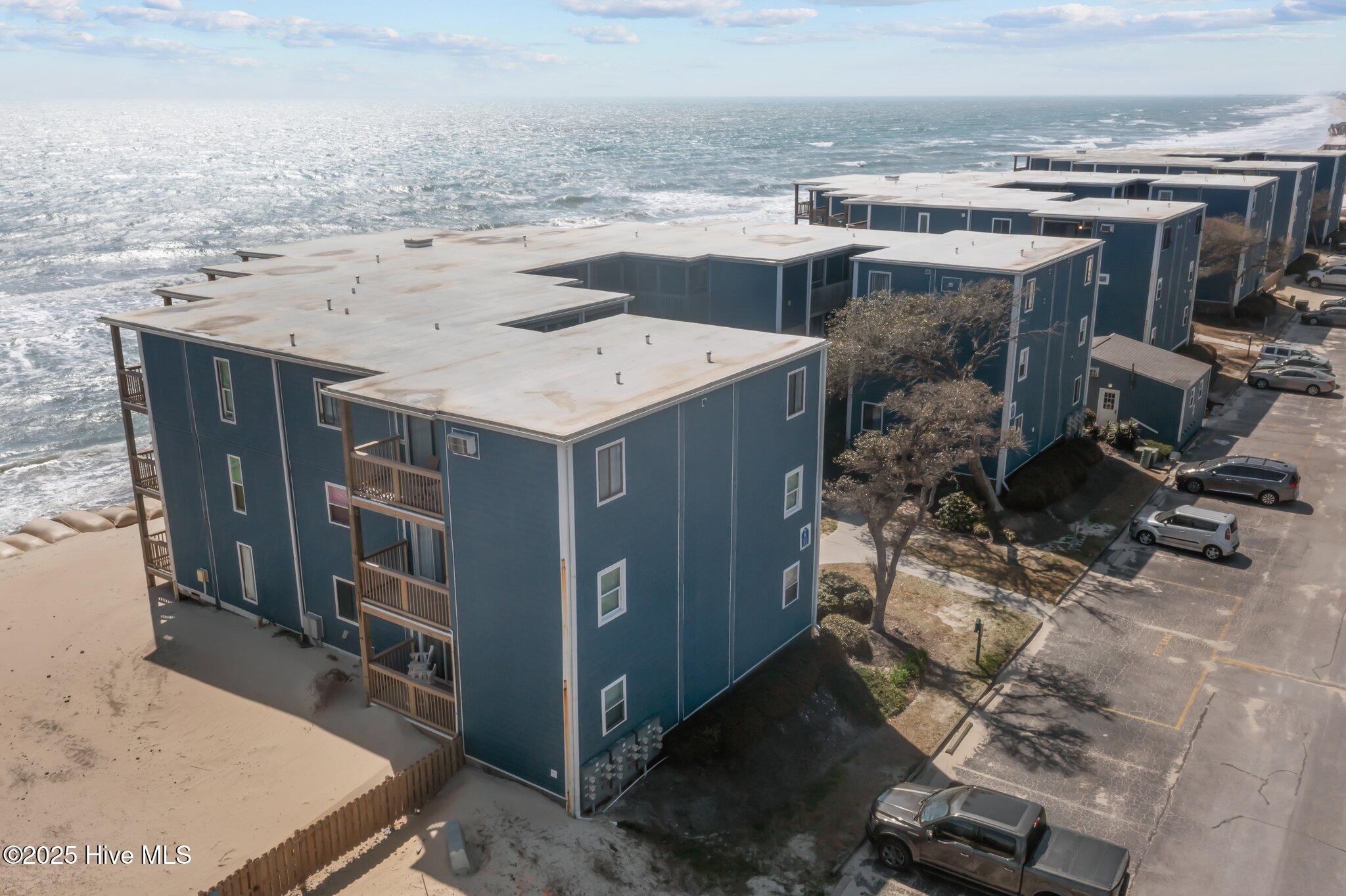 100546128 | Photo 48