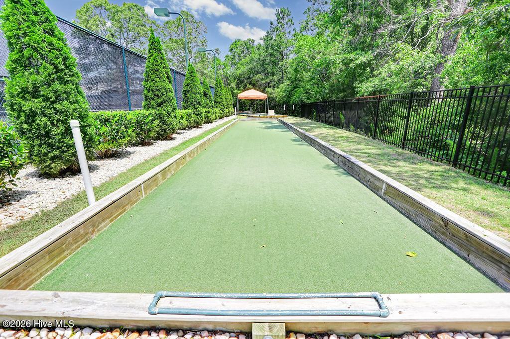 100557018 | Photo 86