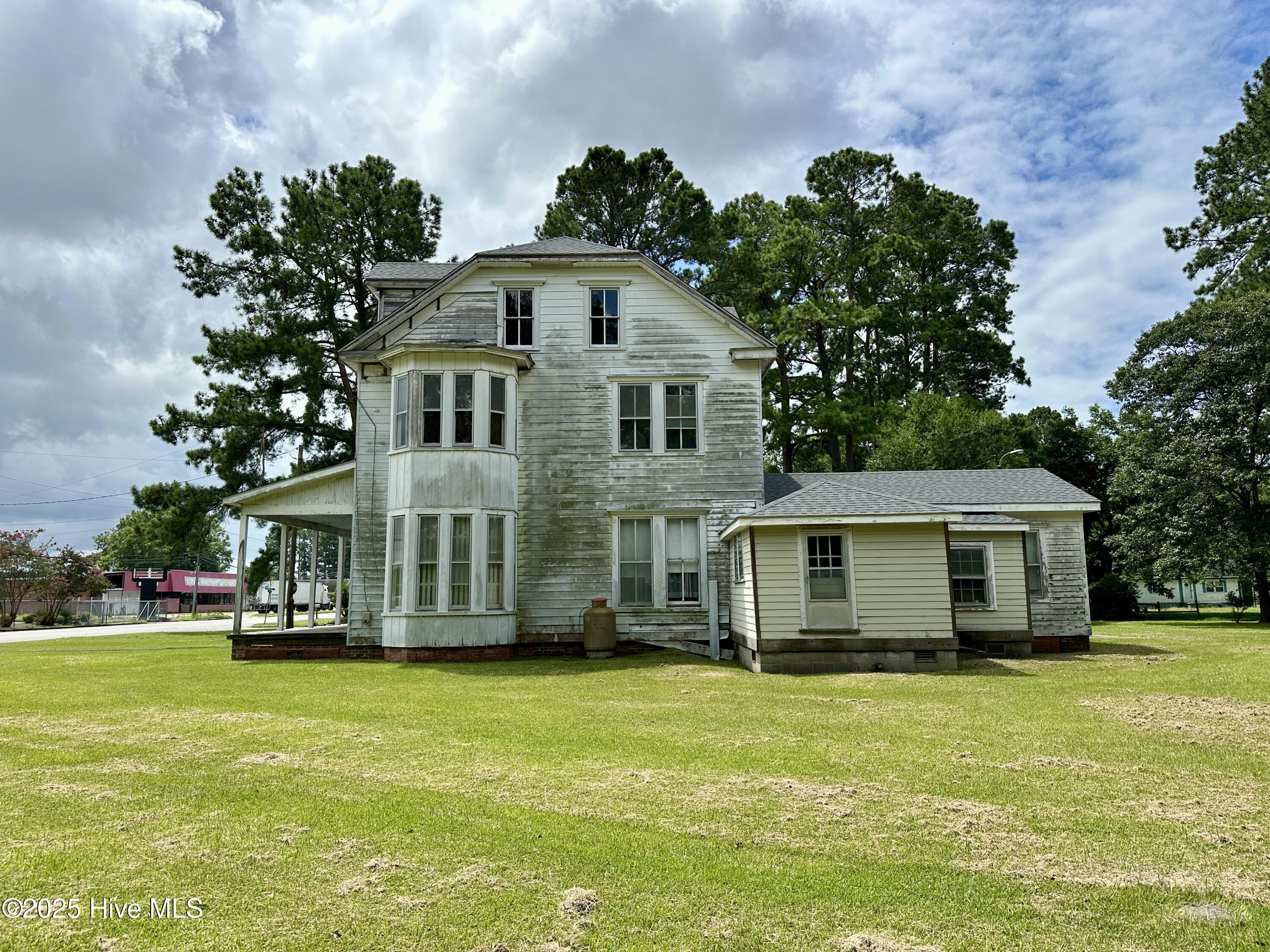 Homes for sale in Aurora, NC | 207 N 5Th St, Aurora, NC 27806 | MLS# 100526696