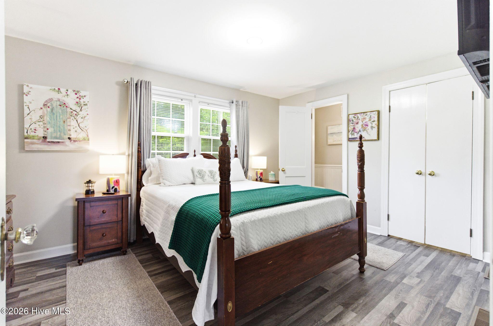 100565757 | Photo 25