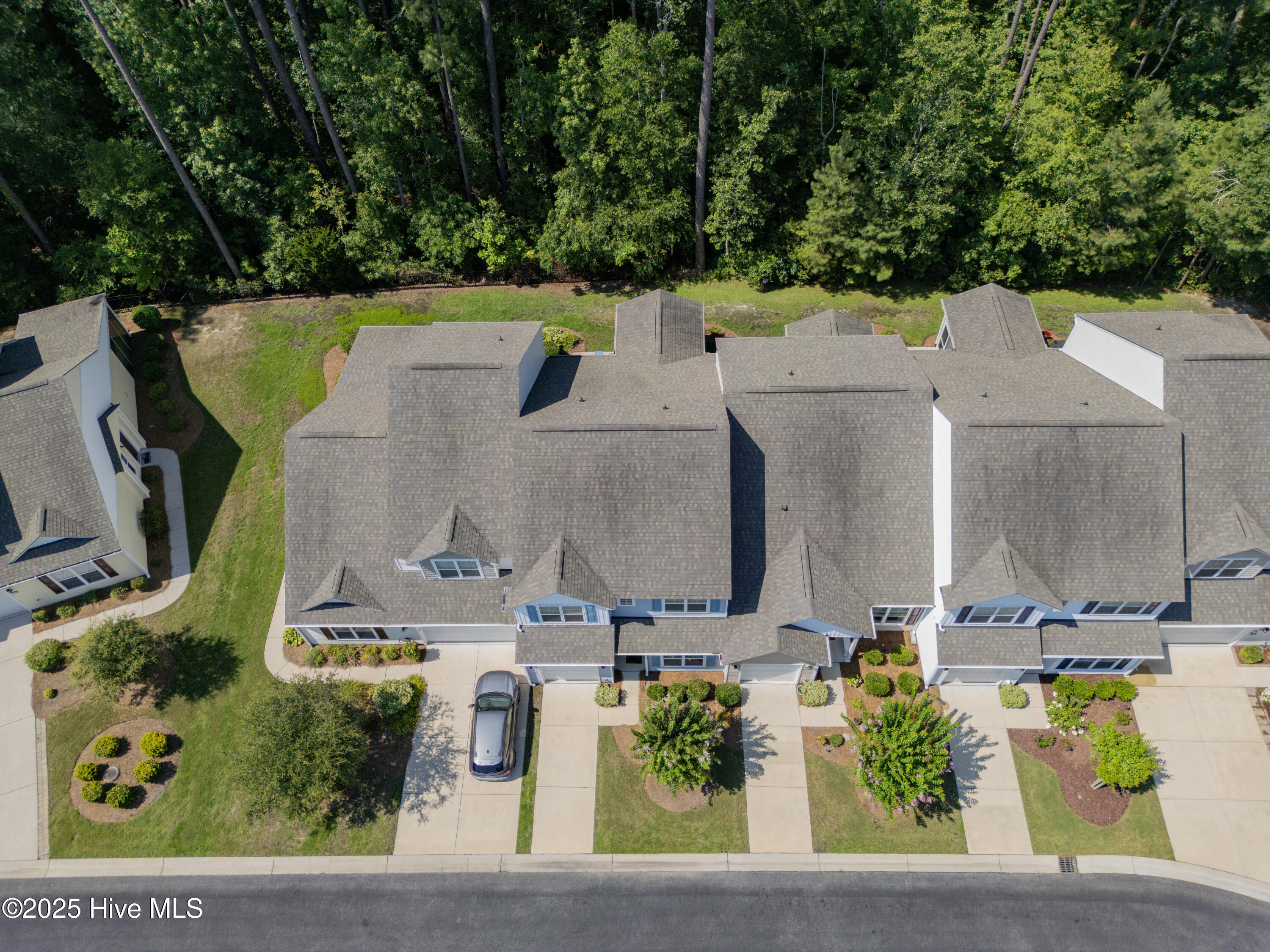 100516530 | Photo 37