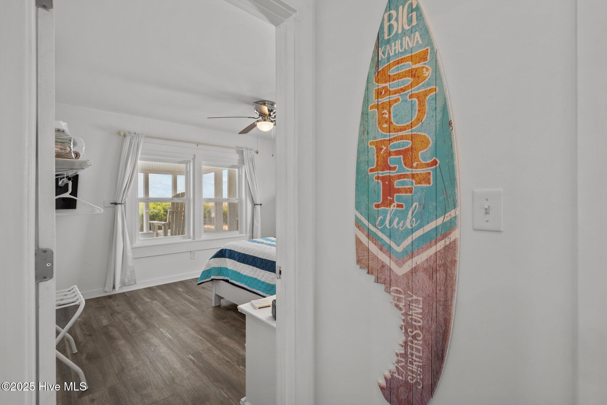 100537194 | Photo 18