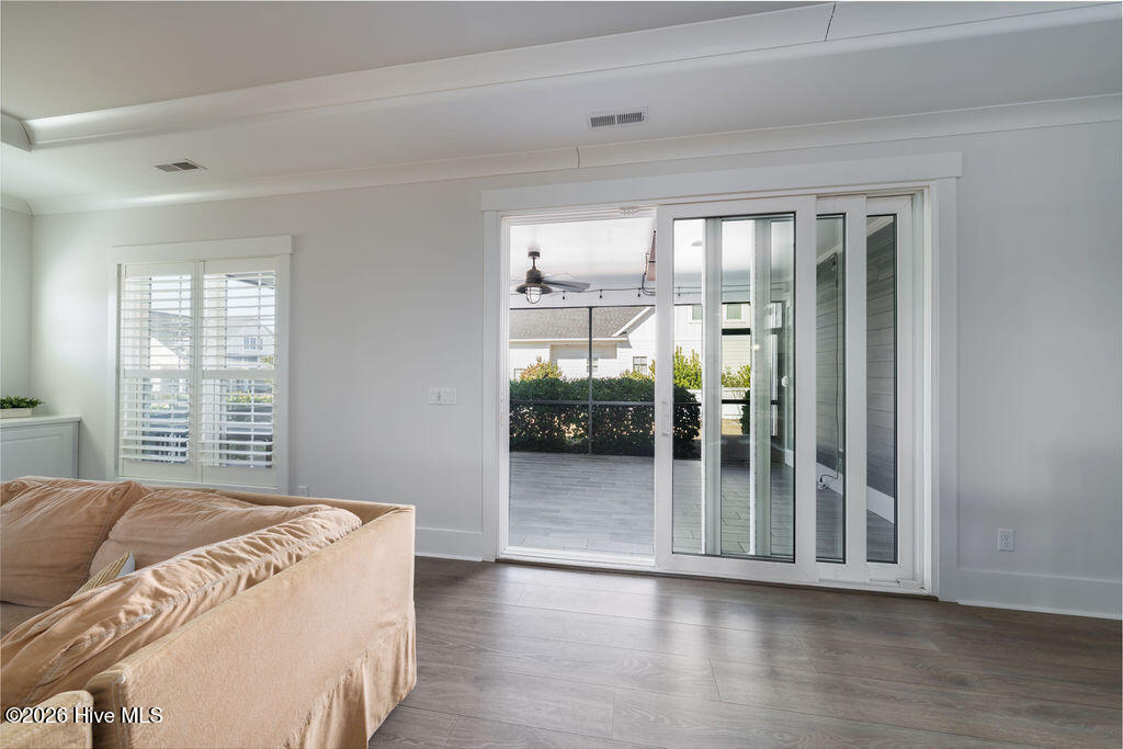 100551056 | Photo 24