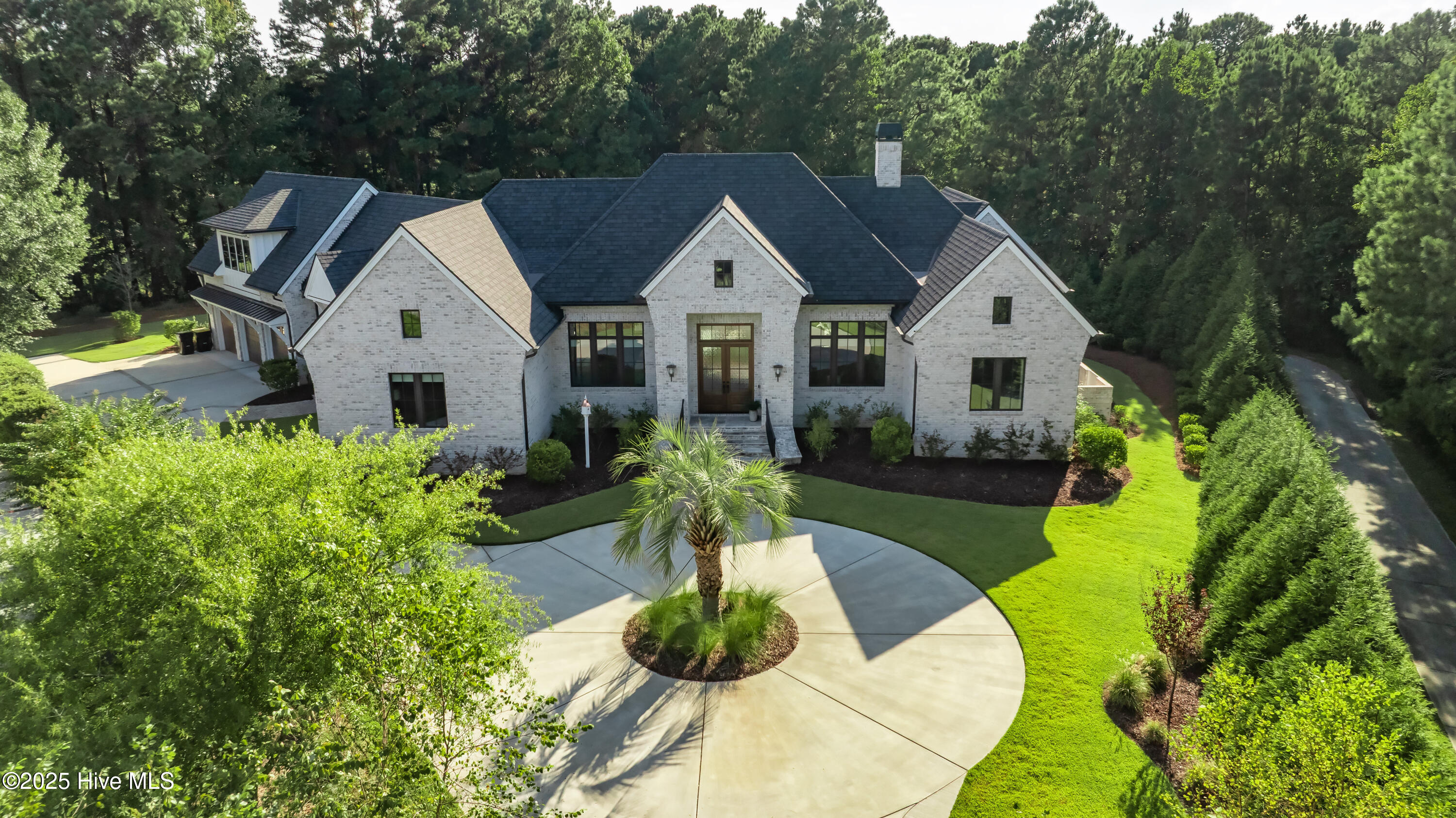 100532496 | Photo 78