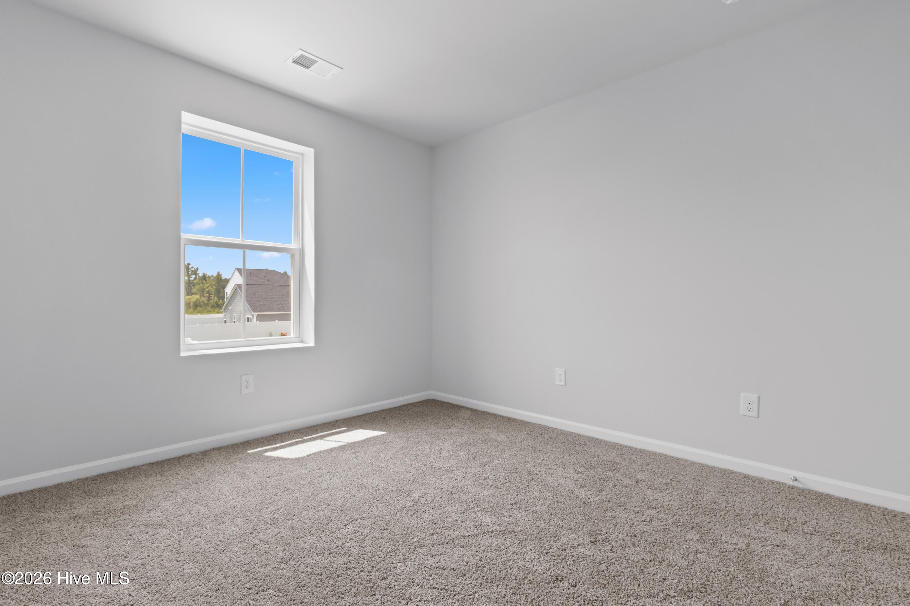 100557656 | Photo 46