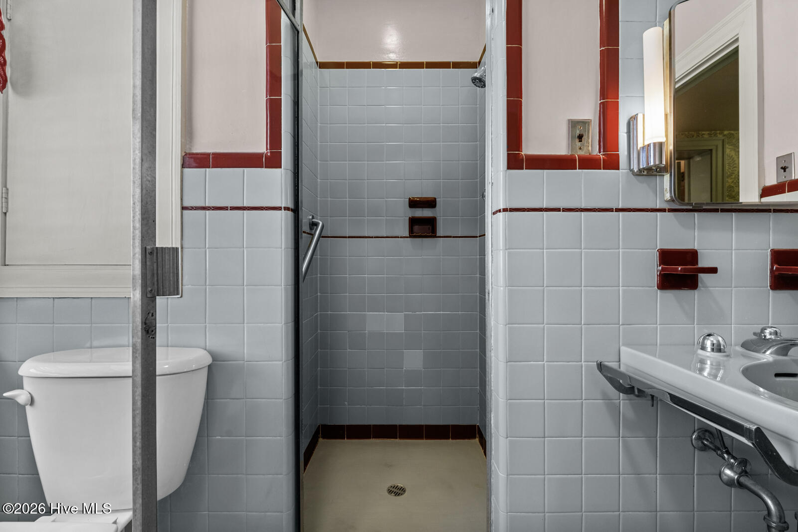 100557416 | Photo 38