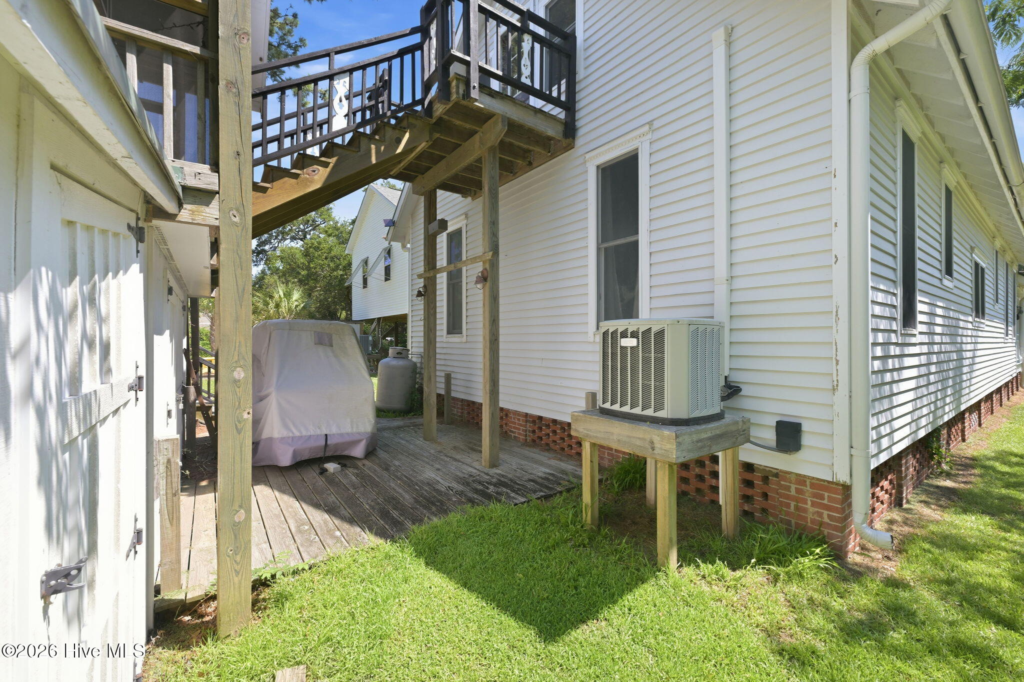 305 Vandemere Street,Oriental