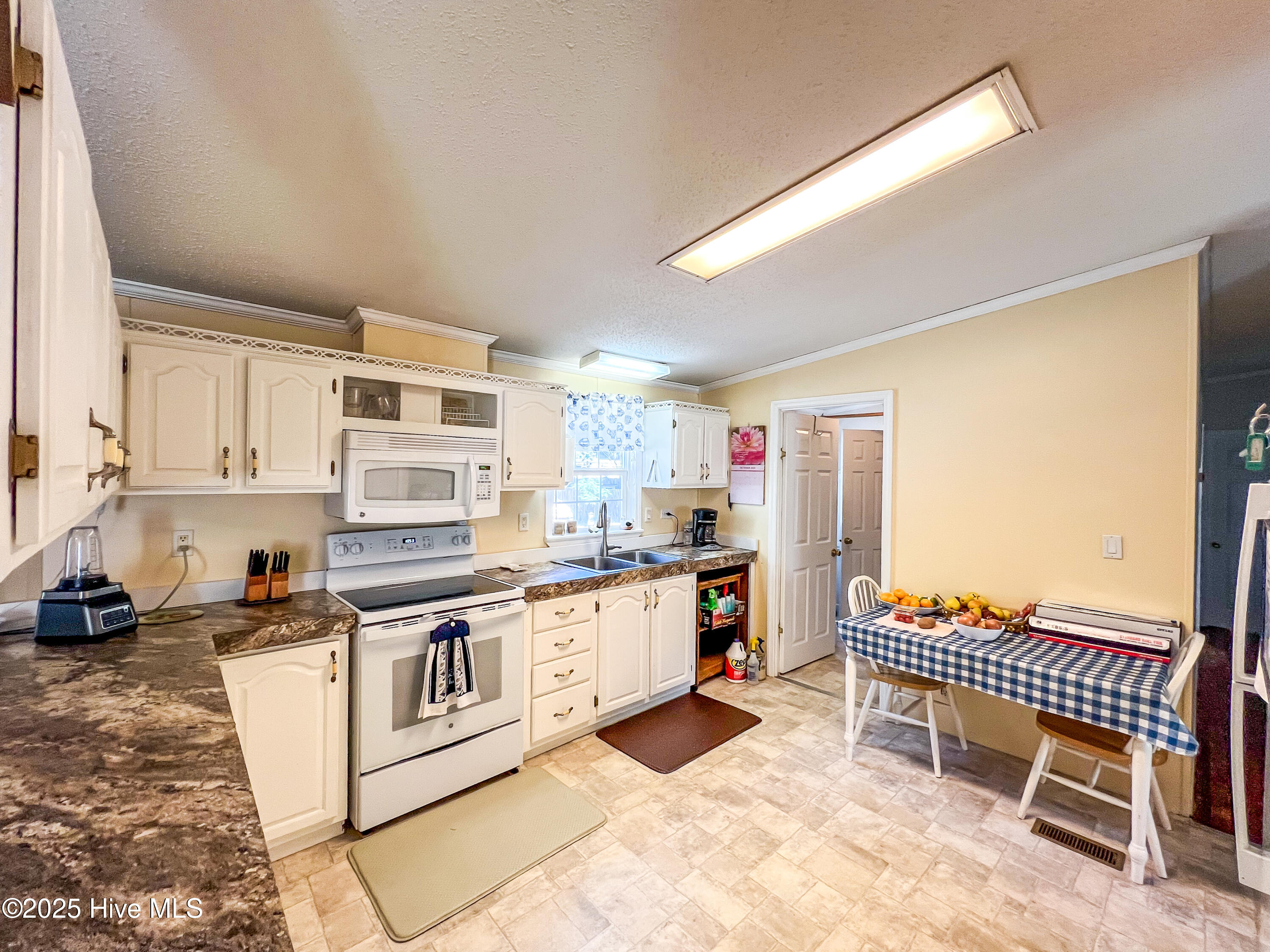 130 Deepwoods Ridge, Rocky Point, NC 28457 – photo 4: IMG_9625