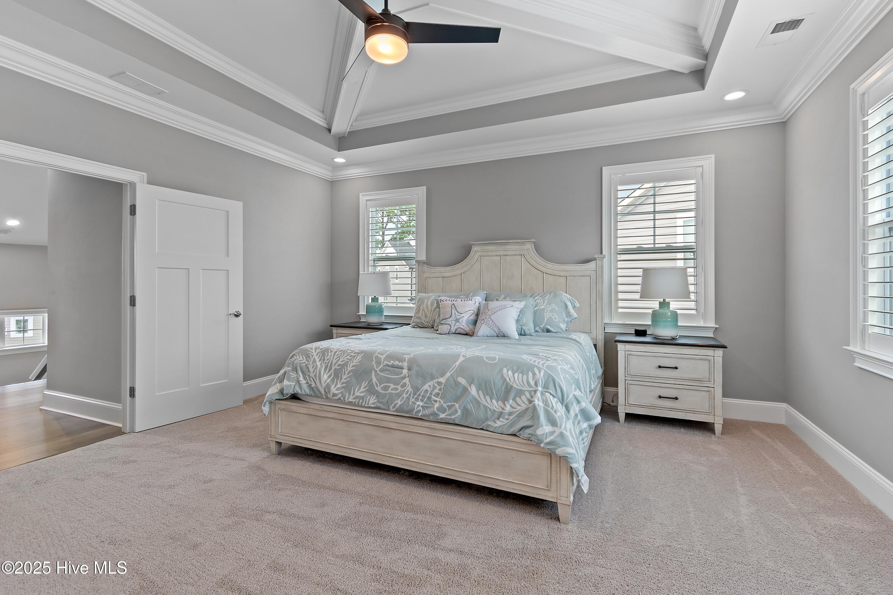 100551206 | Photo 28