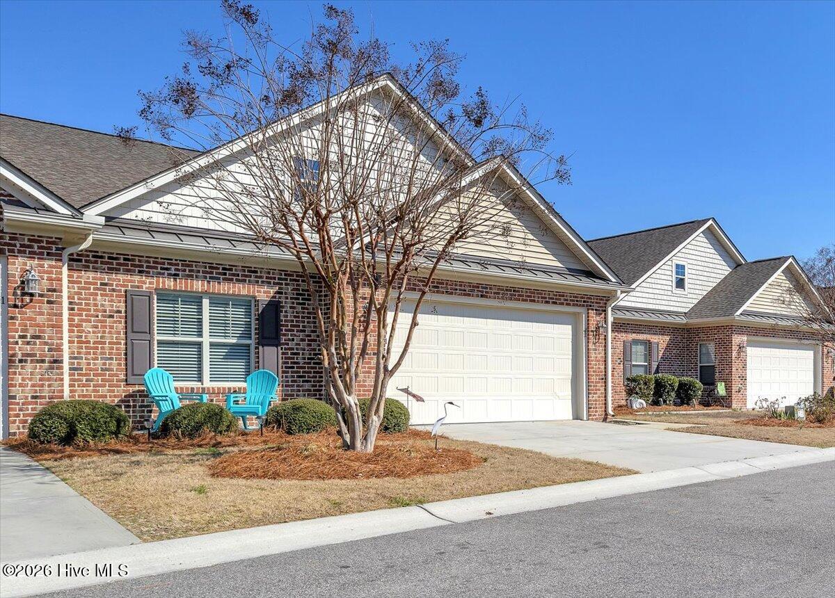 100549972 | Photo 57