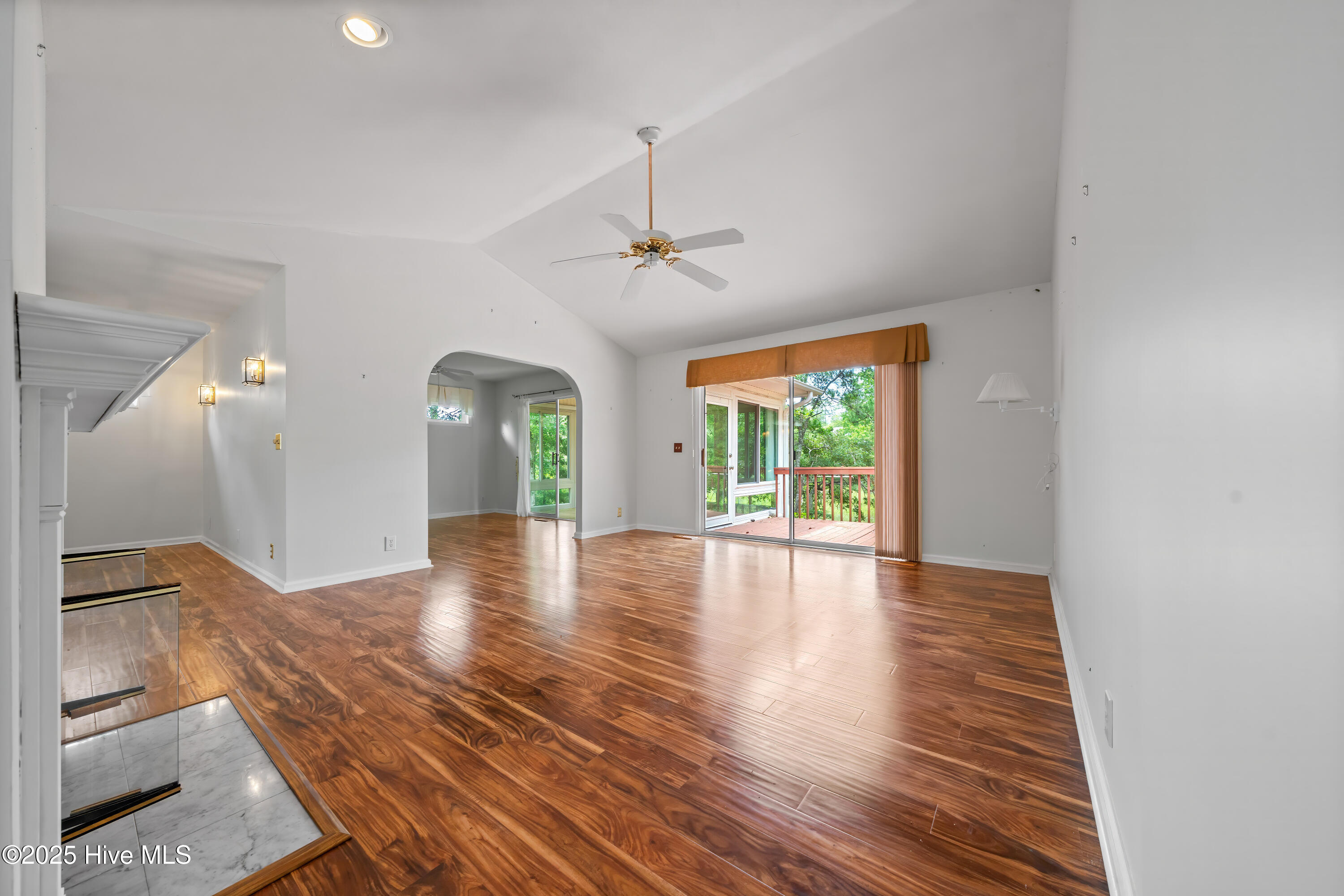 1724 Salt Marsh Circle SW, Ocean Isle Beach, NC 28469 – photo 11: 1724SaltMarshCircle-123