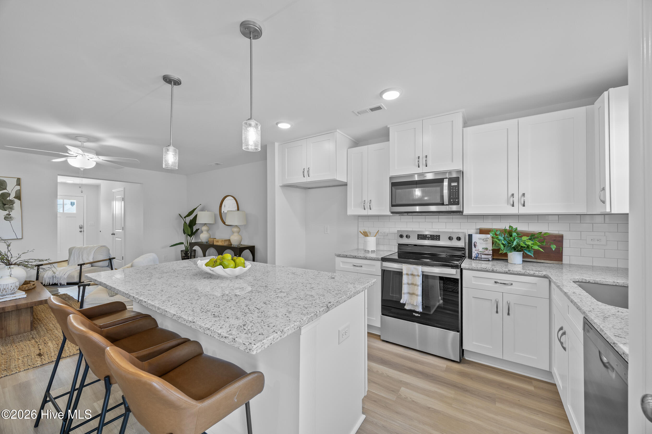 16 W Pioneer Way 130, Hampstead, NC 28443 – photo 14: 17_kitchen