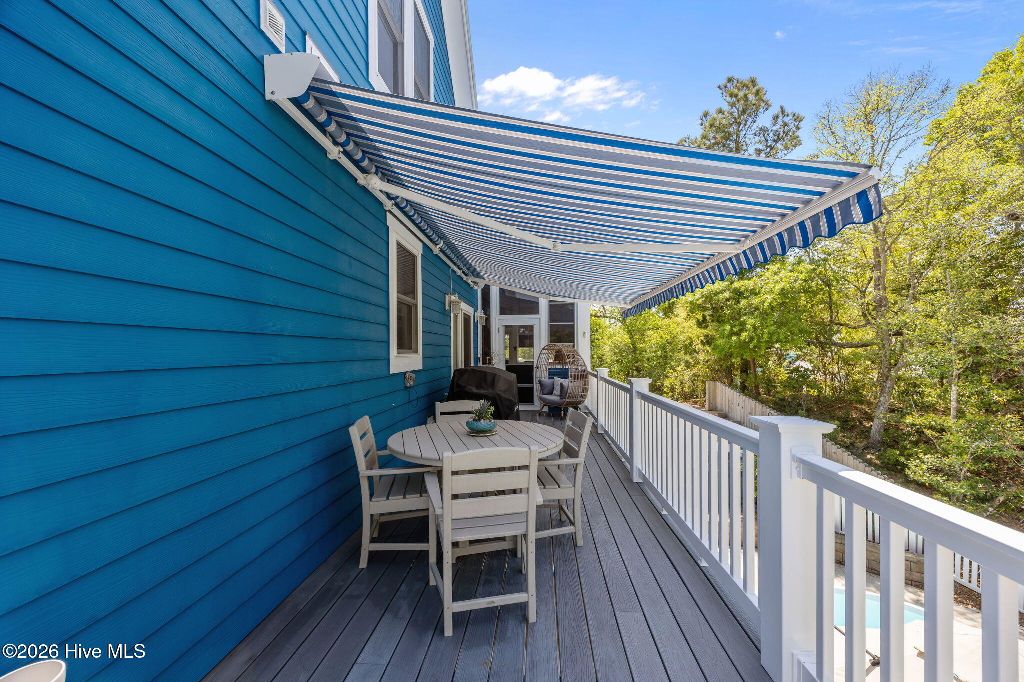 100567463 | Photo 31