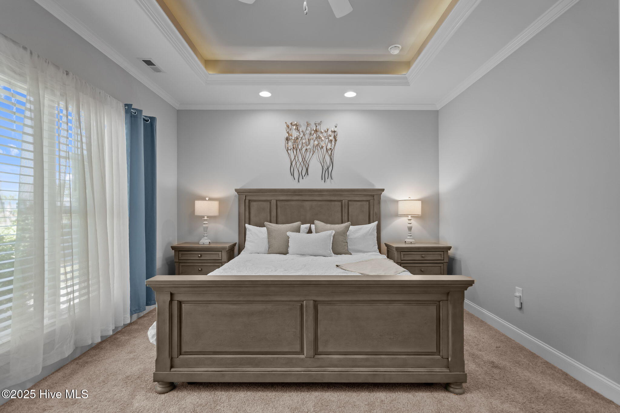 100532627 | Photo 28