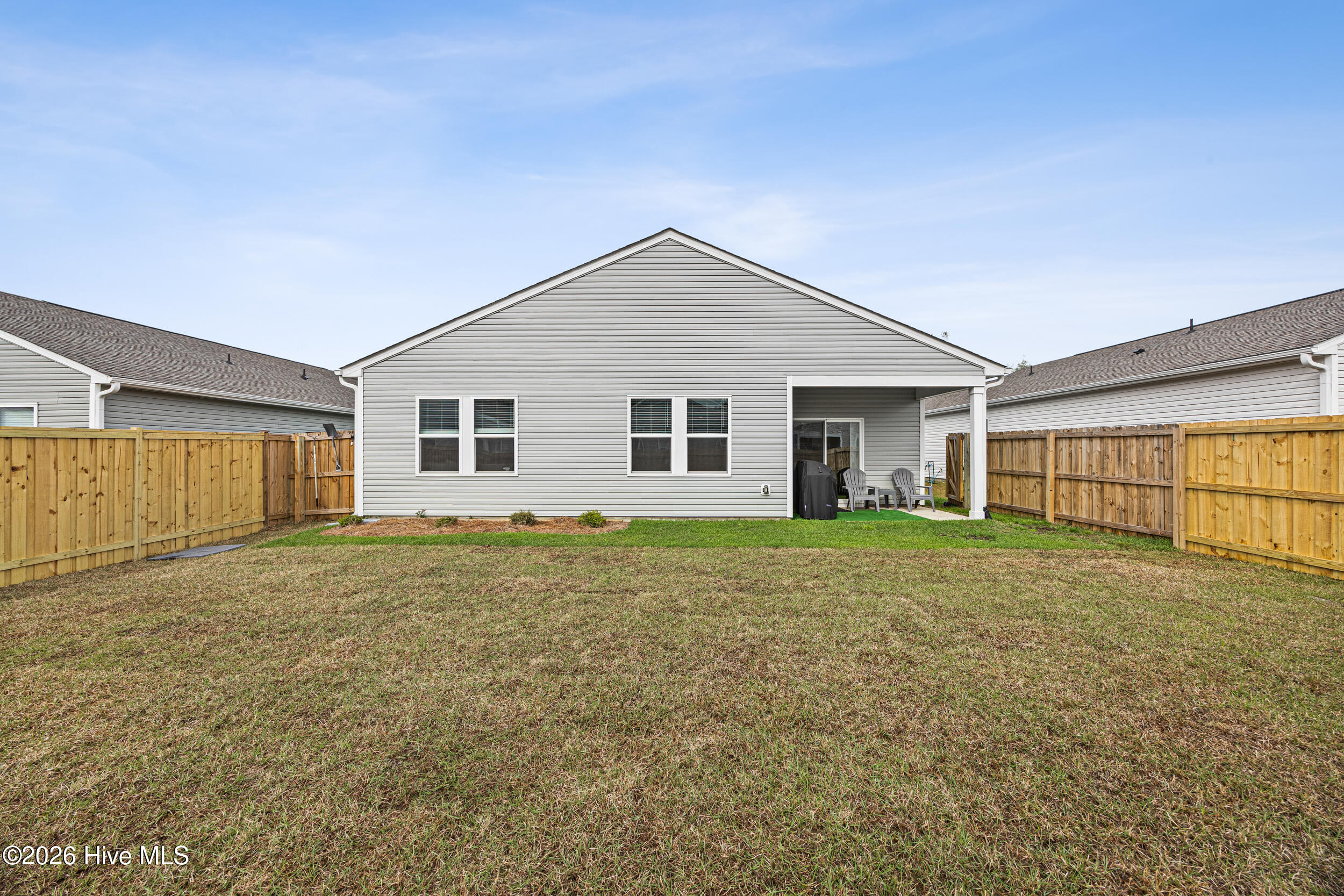 100566801 | Photo 29