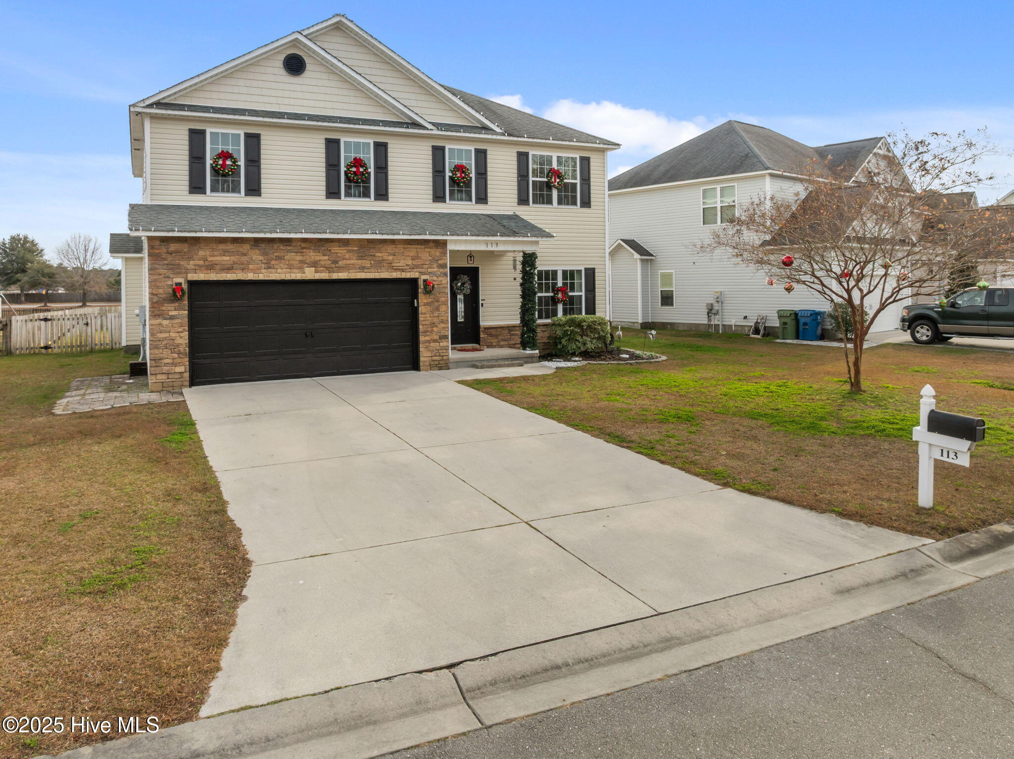 Homes for sale in Sneads Ferry, NC | 113 Long Pond Dr, Sneads Ferry, NC 28460 | MLS# 100544000