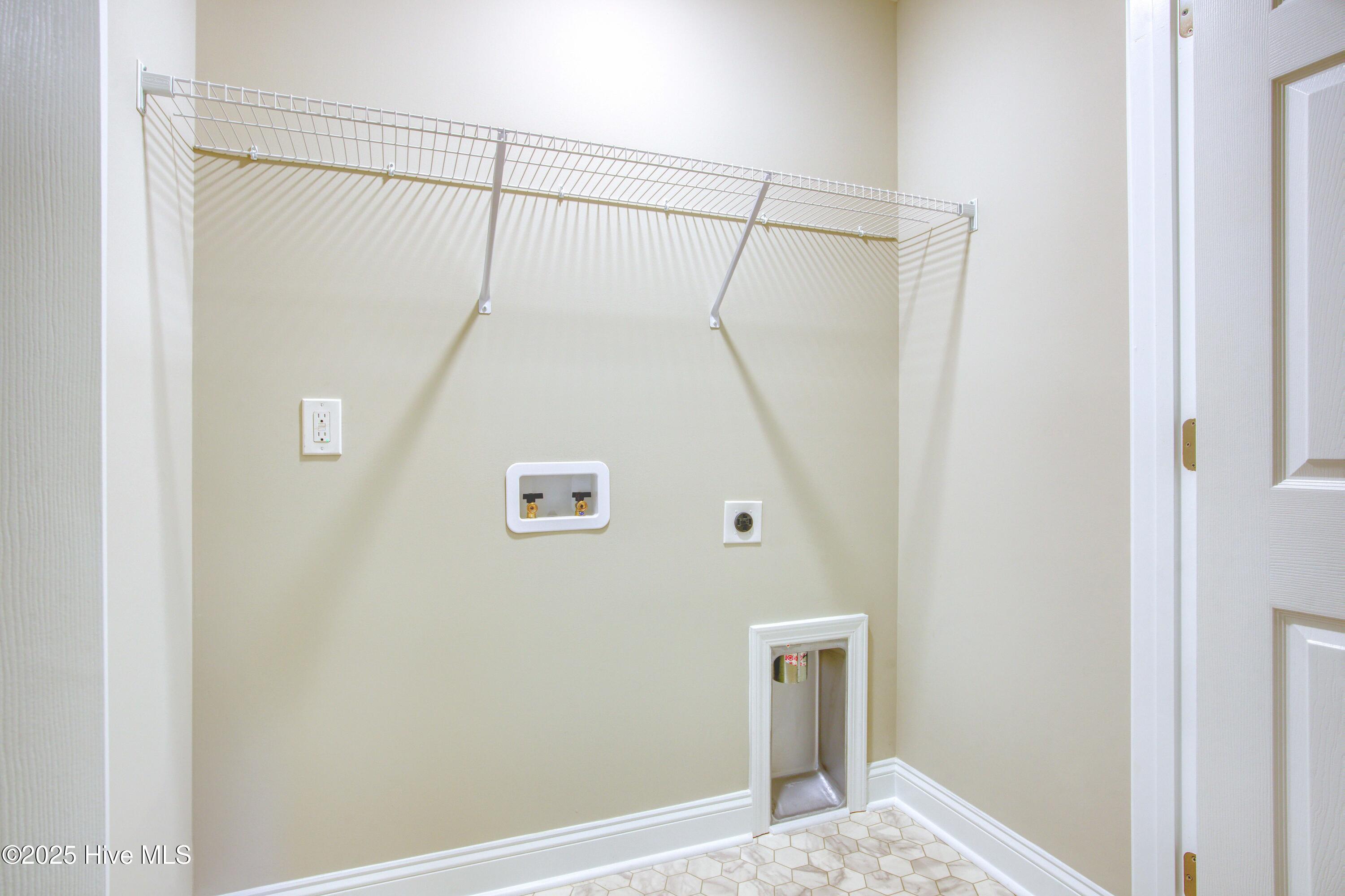 100495056 | Photo 22