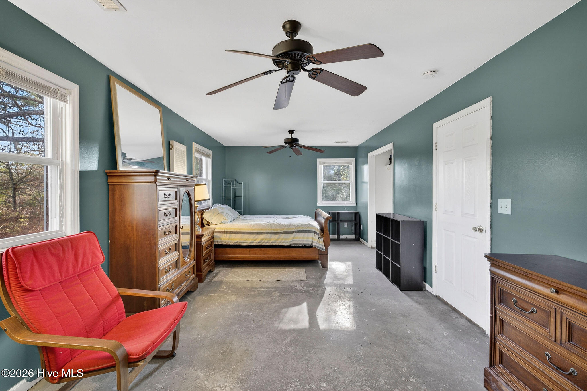 100547847 | Photo 17