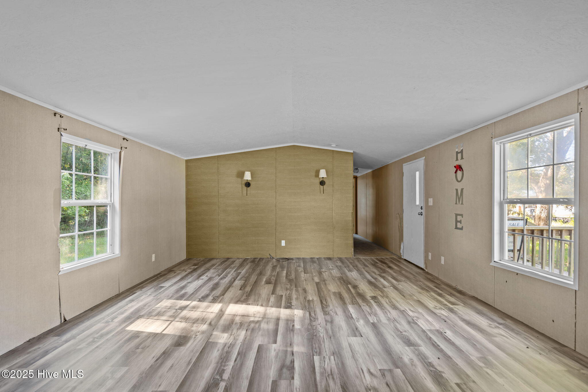 32-web-or-mls-Photo Sep 03 2025, 9 36 24