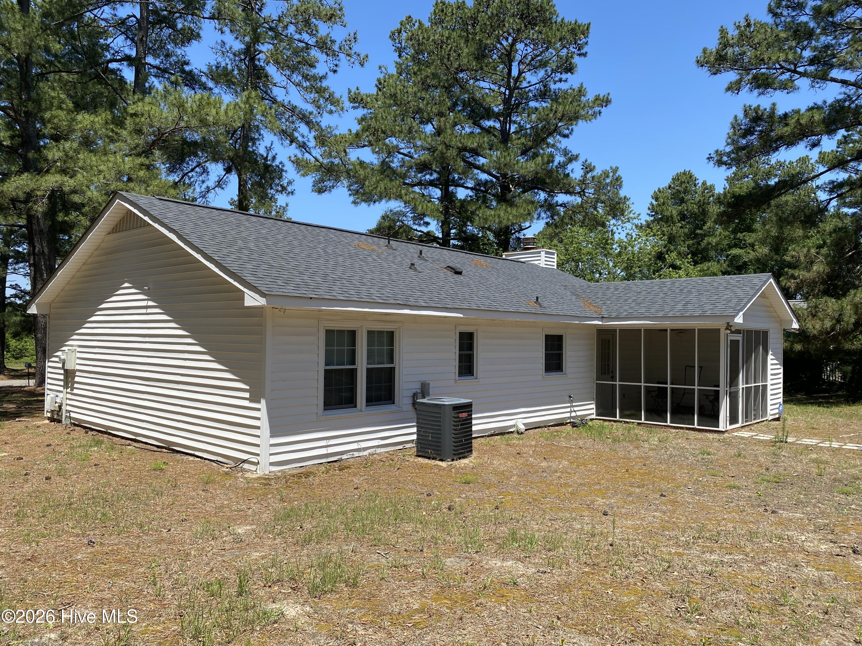Homes for sale in Laurinburg, NC | 11821 Cypress Dr, Laurinburg, NC 28352 | MLS# 100579288