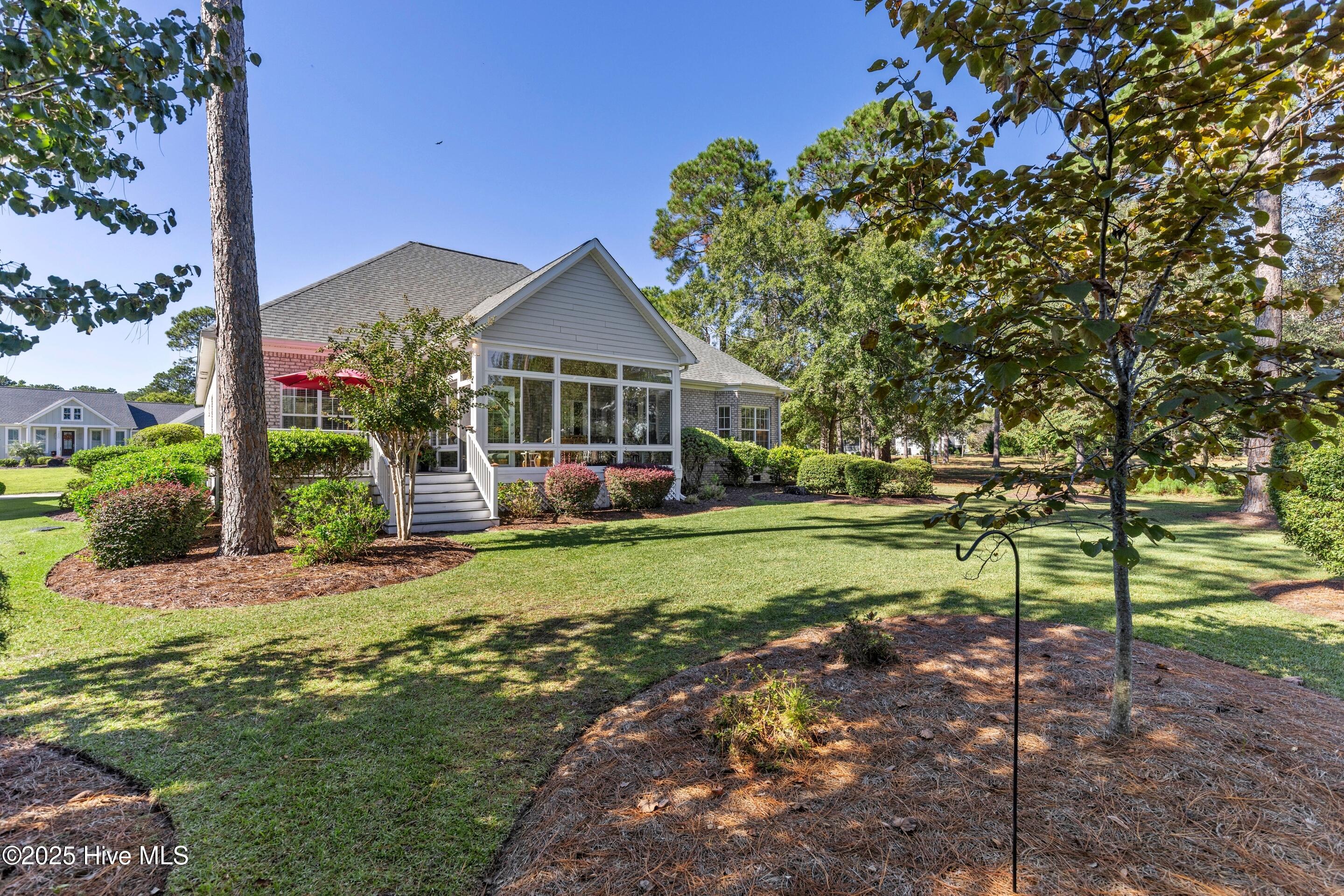 100538376 | Photo 65