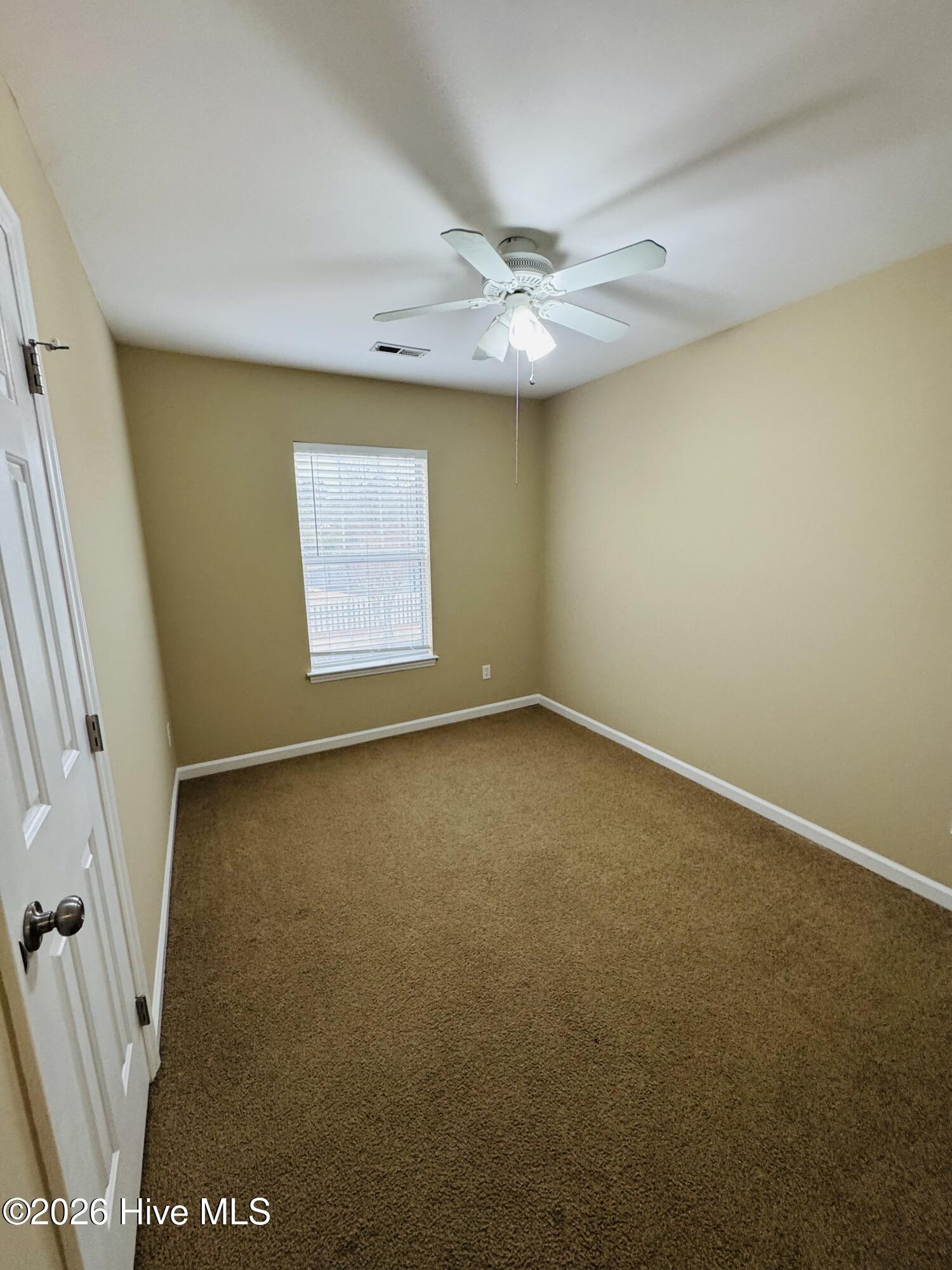 100555019 | Photo 10