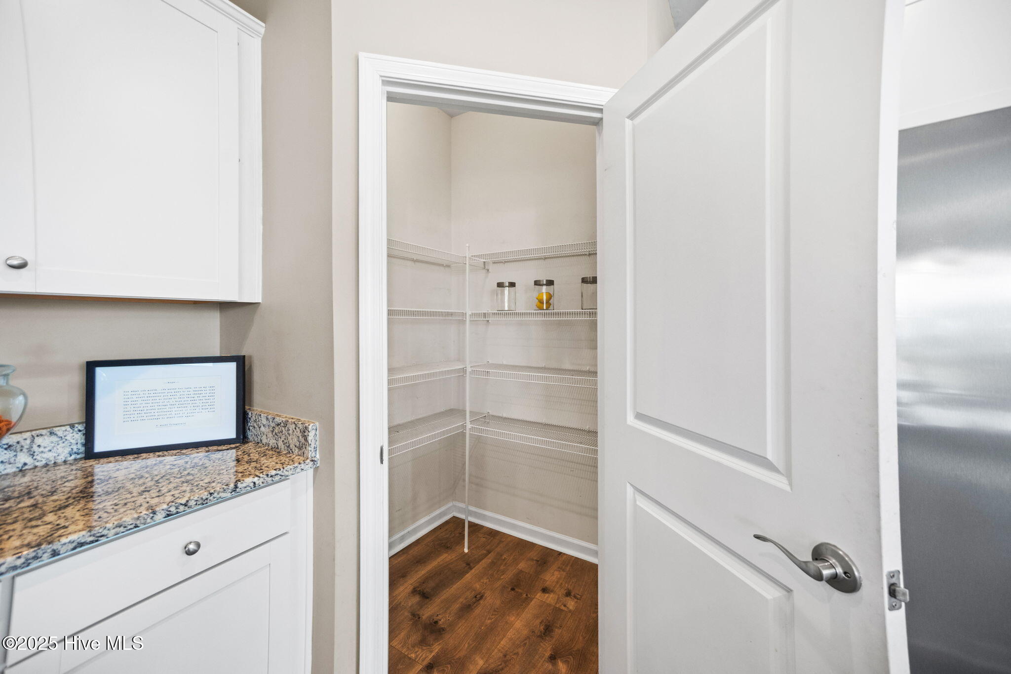 100538184 | Photo 15