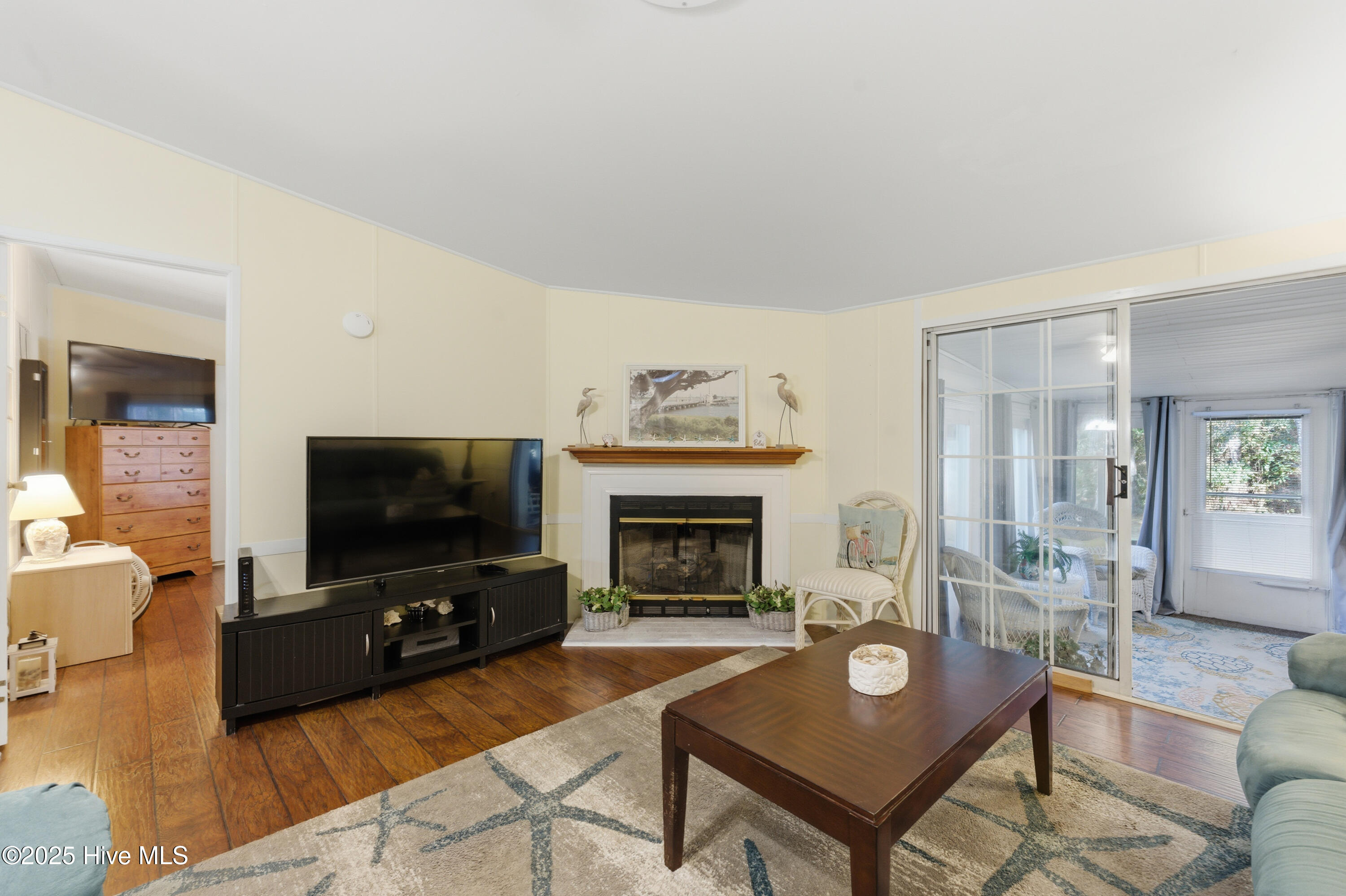 100538513 | Photo 42