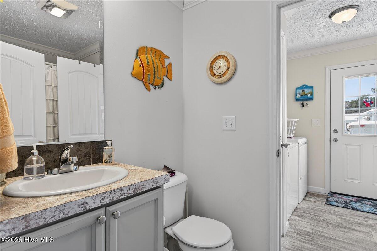 100552956 | Photo 28